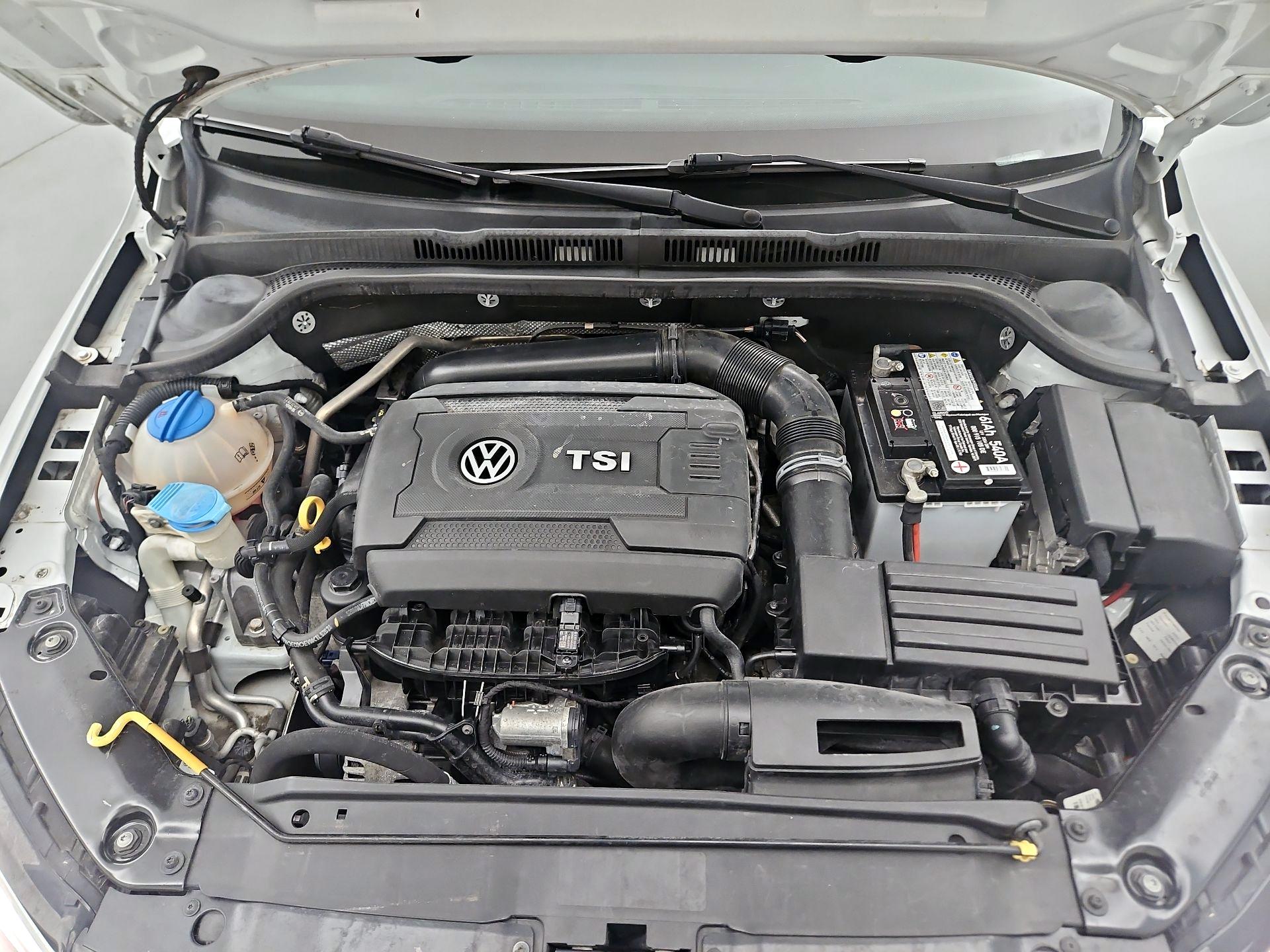 Thumbnail: 2016 Volkswagen Jetta - 20