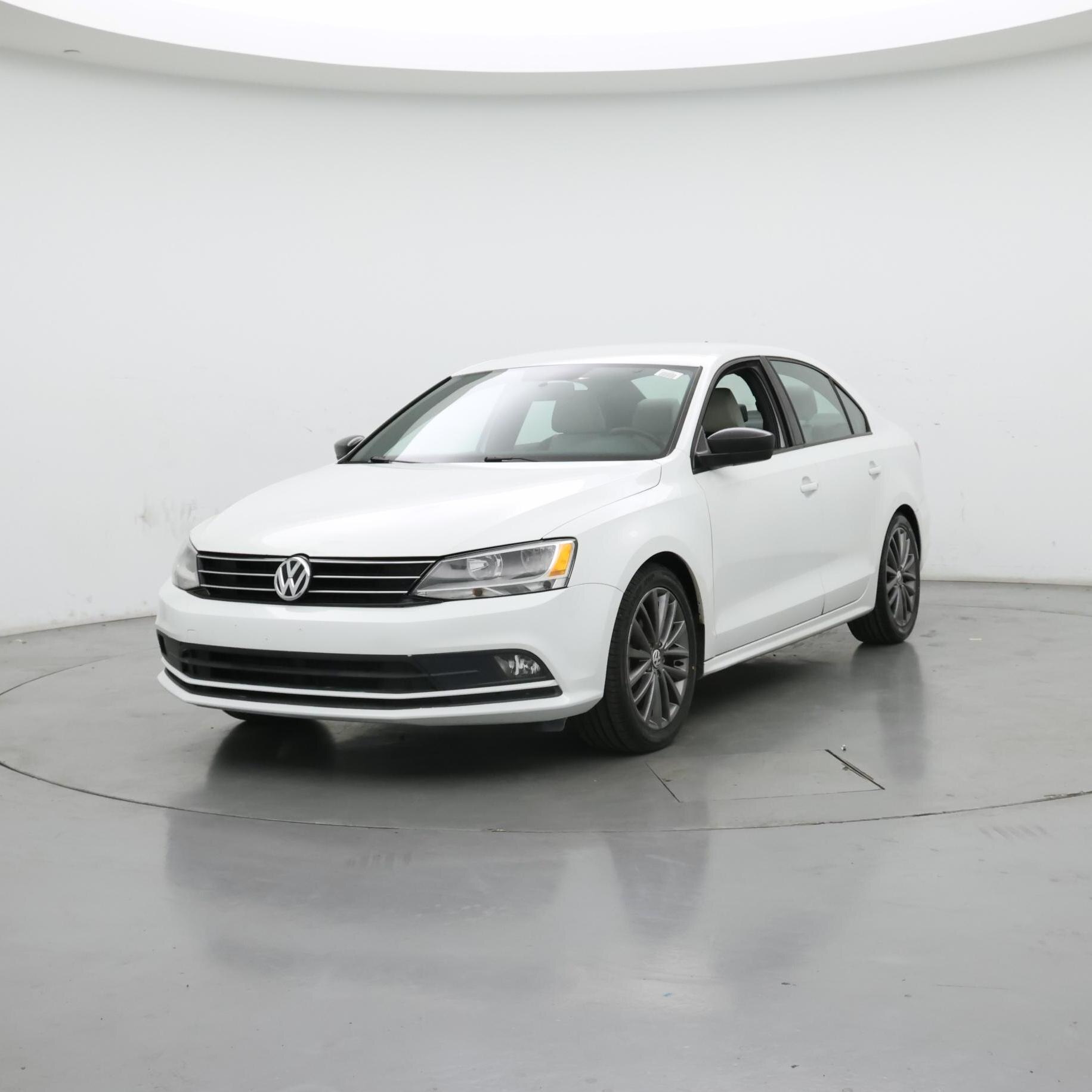 Thumbnail: 2016 Volkswagen Jetta - 4