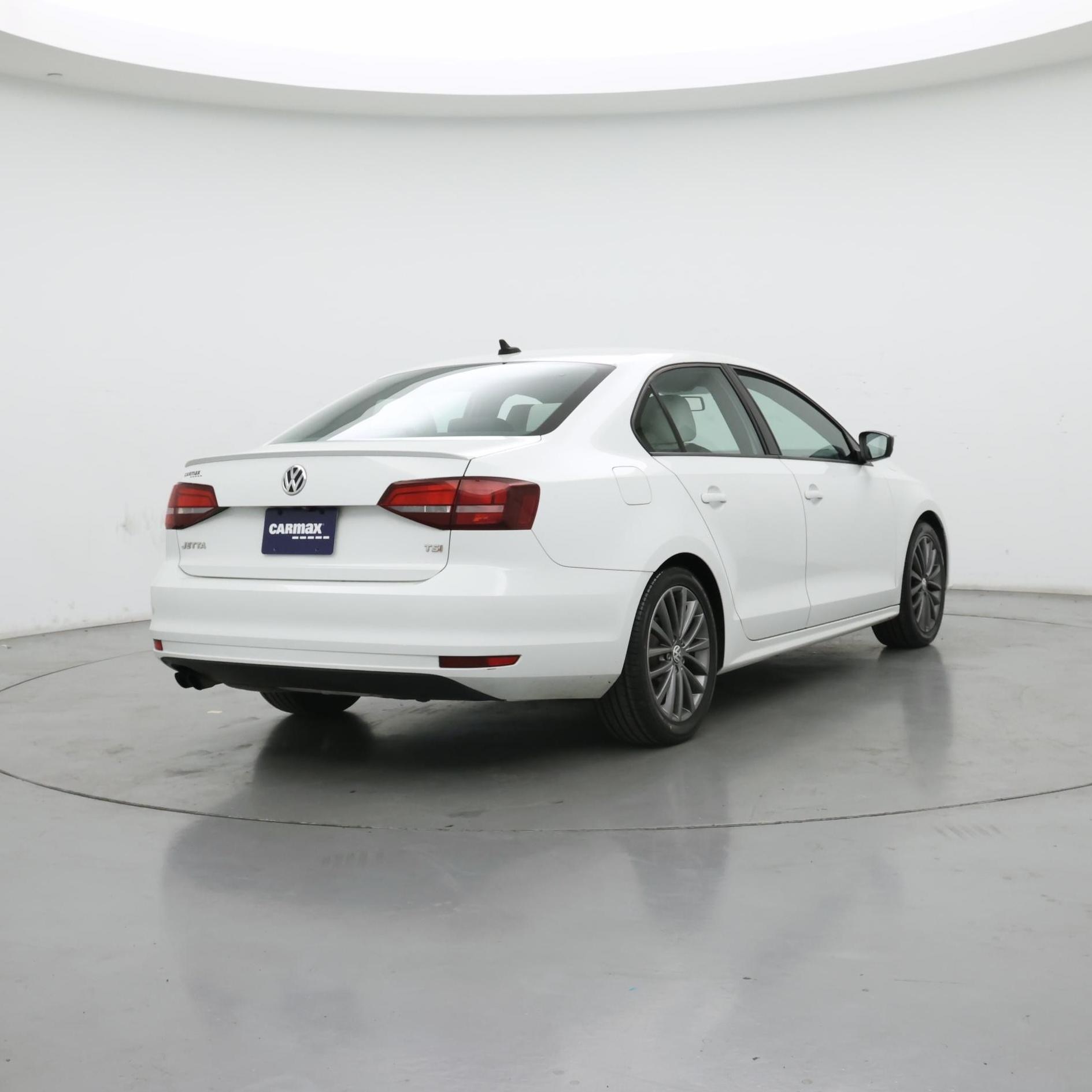 Thumbnail: 2016 Volkswagen Jetta - 8