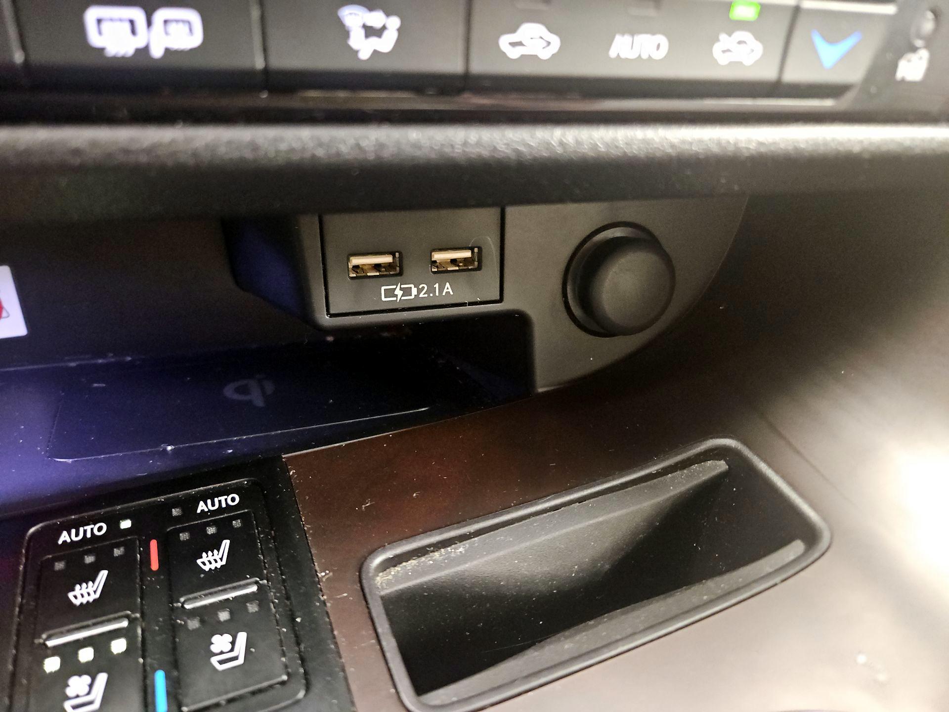 Thumbnail: 2021 Lexus RX - 17