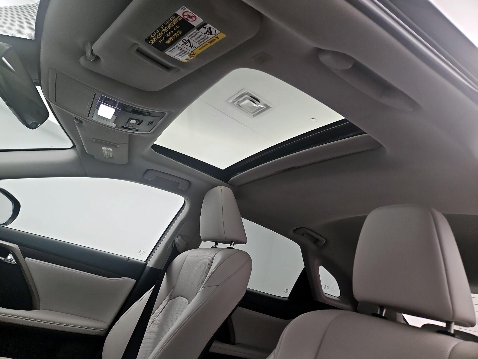 Thumbnail: 2021 Lexus RX - 18