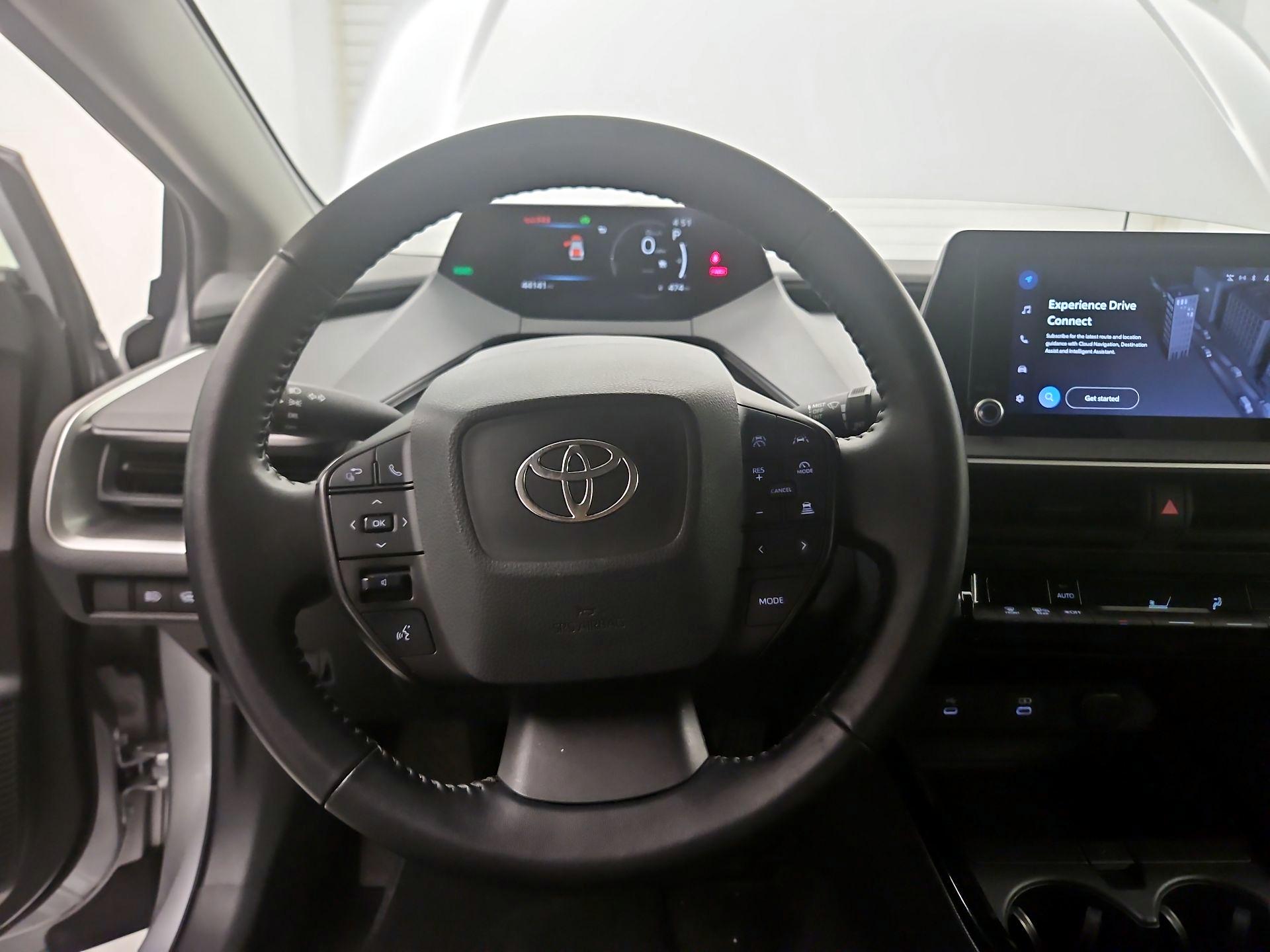 Thumbnail: 2023 Toyota Prius - 10