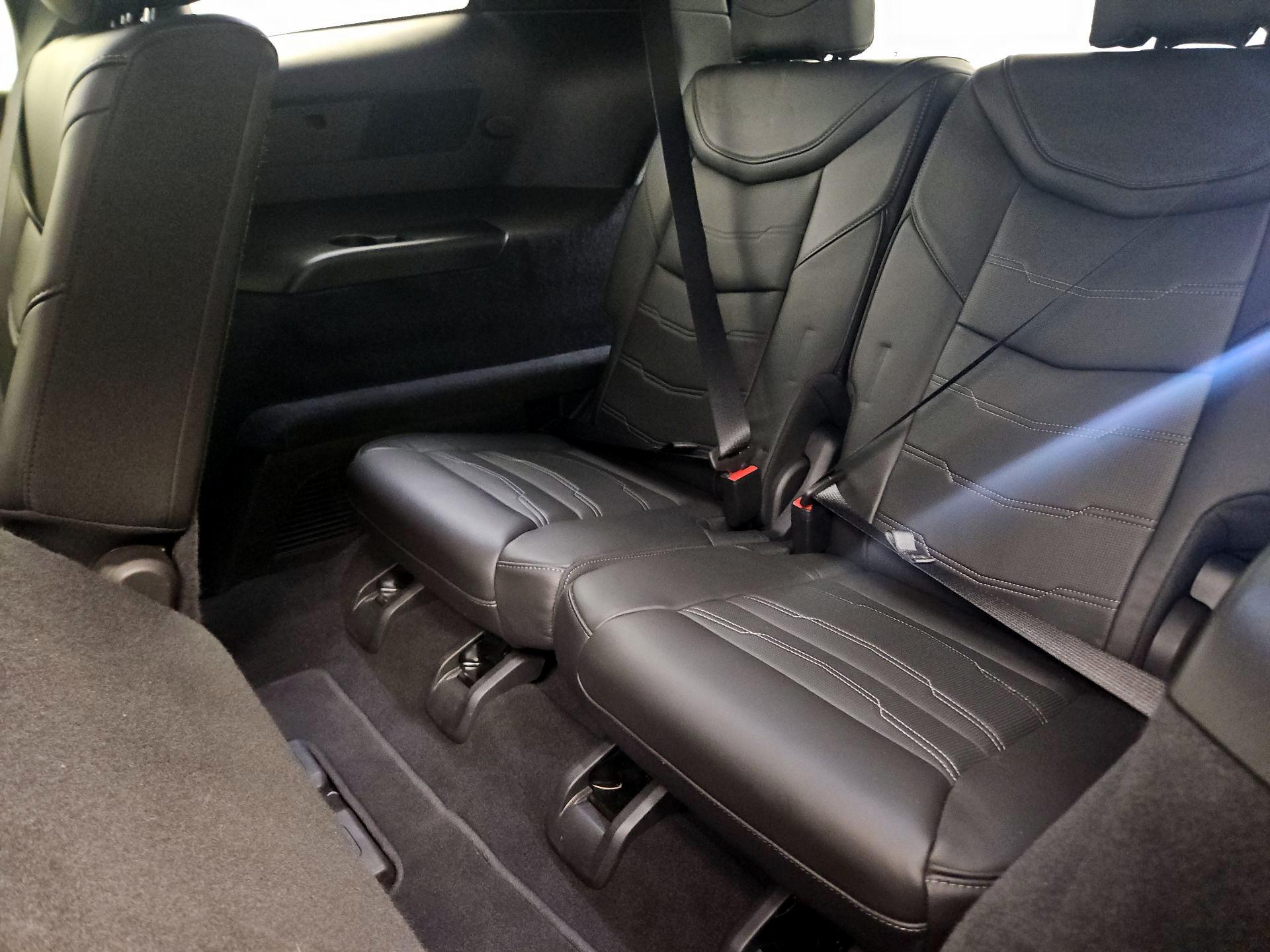 Thumbnail: 2023 Cadillac XT6 - 20