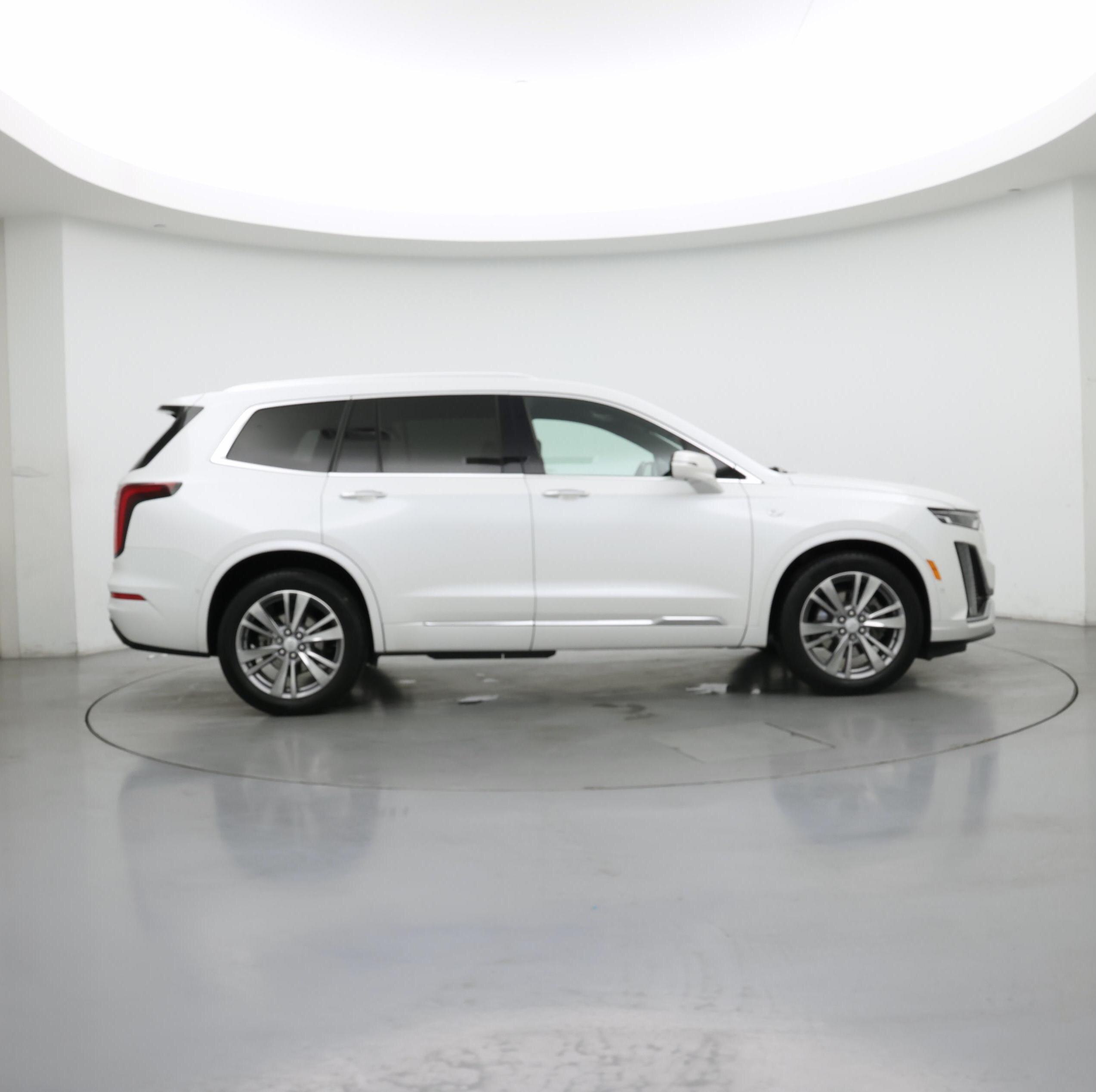 Thumbnail: 2023 Cadillac XT6 - 7