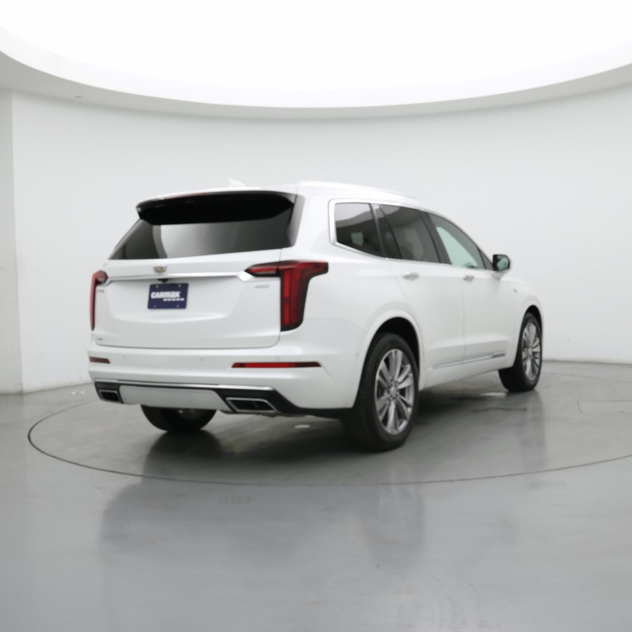 Thumbnail: 2023 Cadillac XT6 - 8