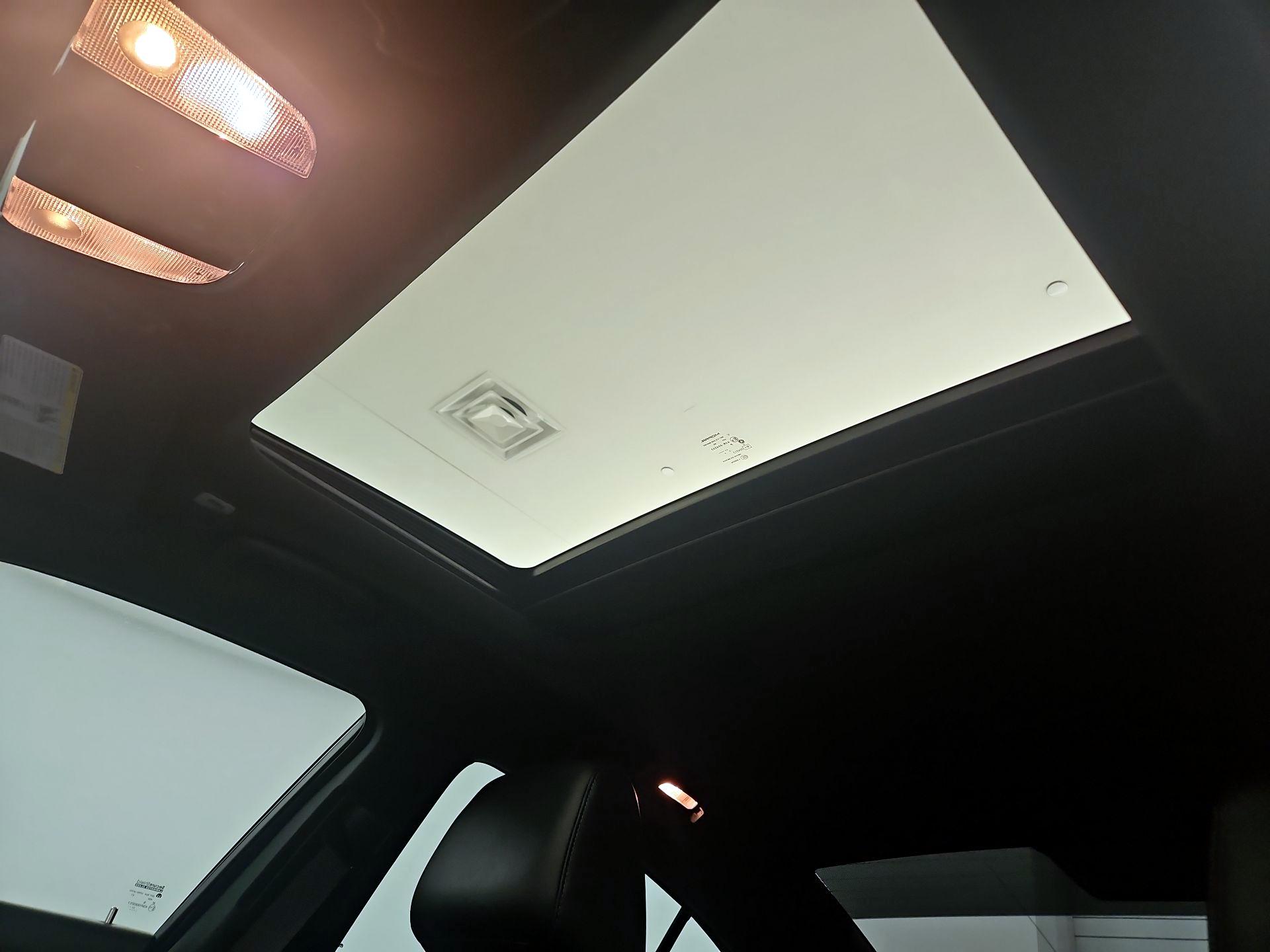 Thumbnail: 2023 Dodge Charger - 18