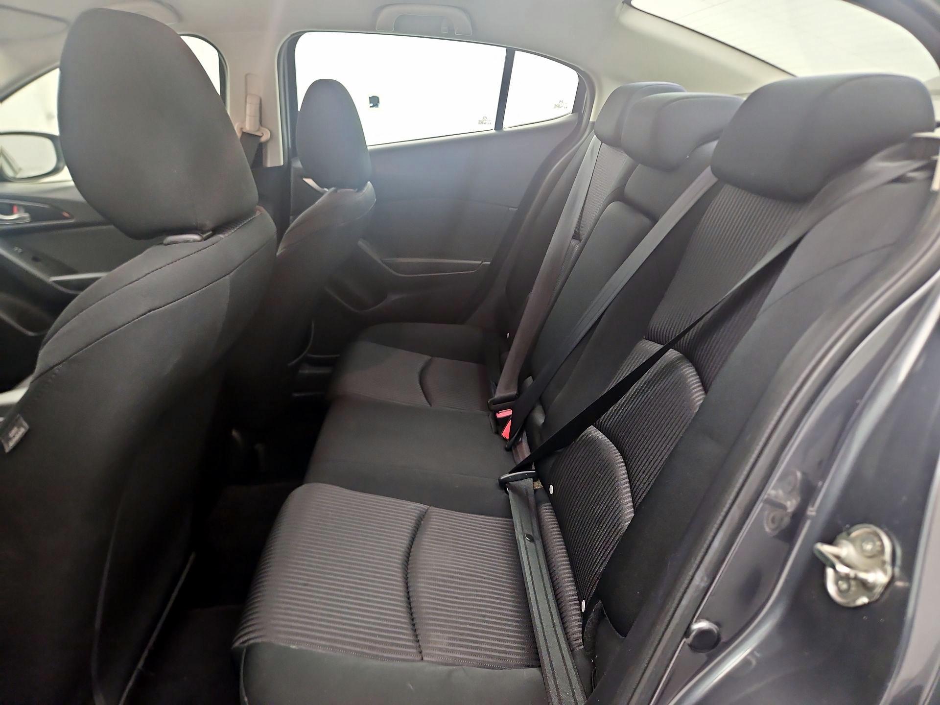 Thumbnail: 2015 Mazda Mazda3 - 19