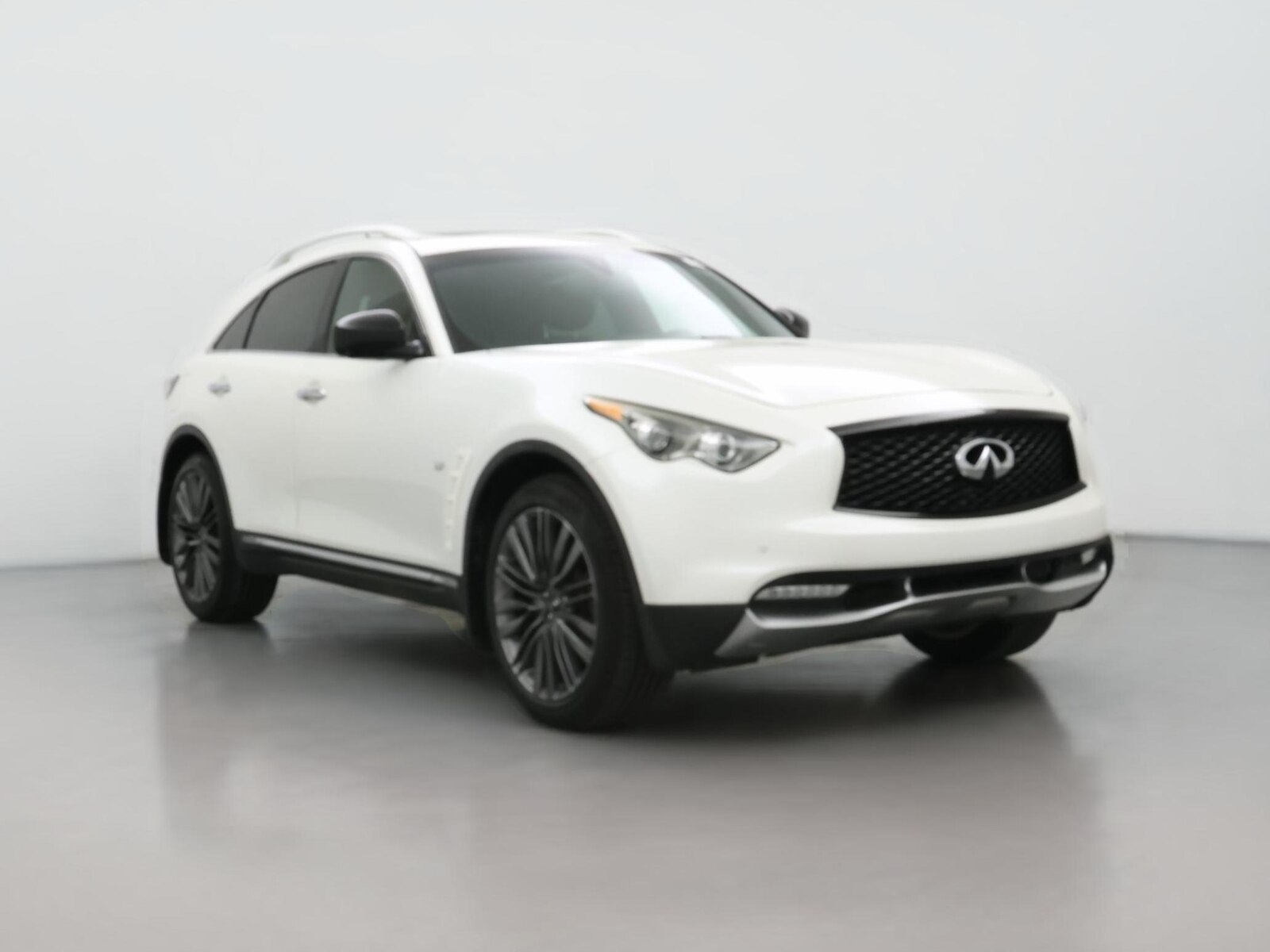 2017 INFINITI QX70