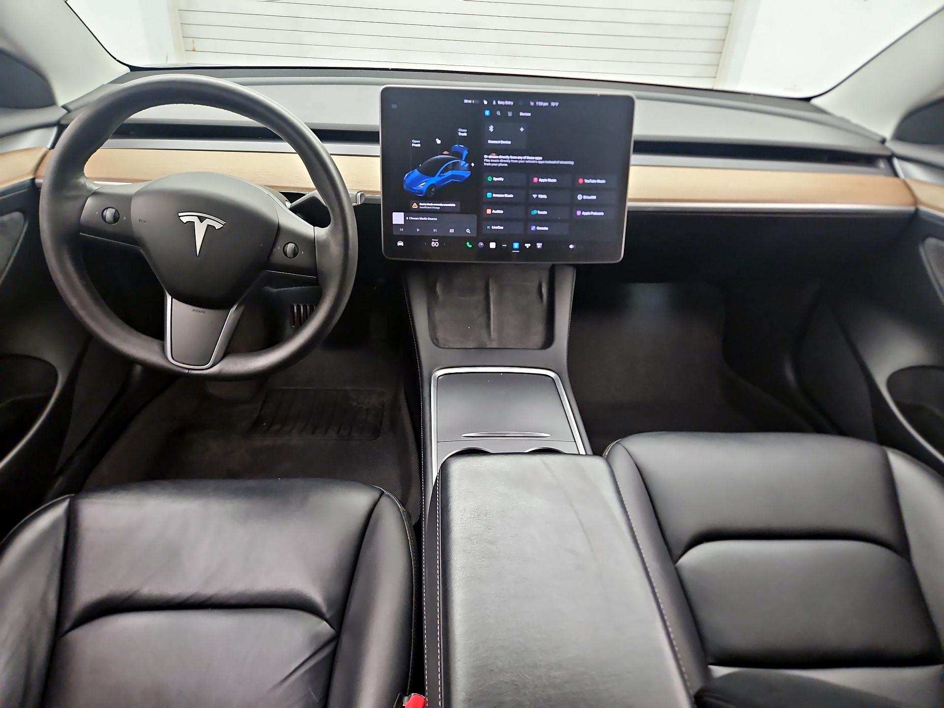 Thumbnail: 2021 Tesla Model 3 - 9