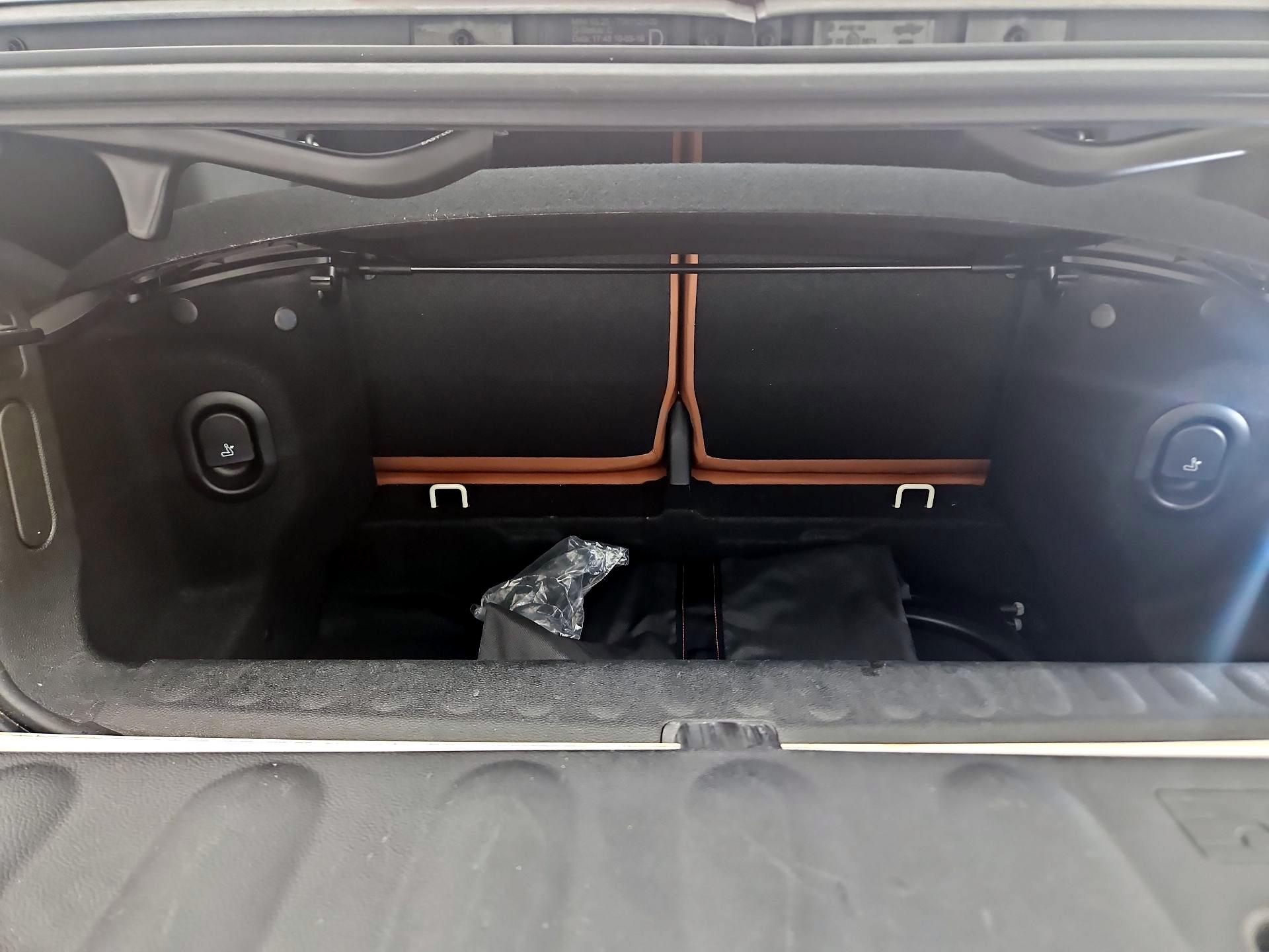 Thumbnail: 2016 MINI Cooper - 17