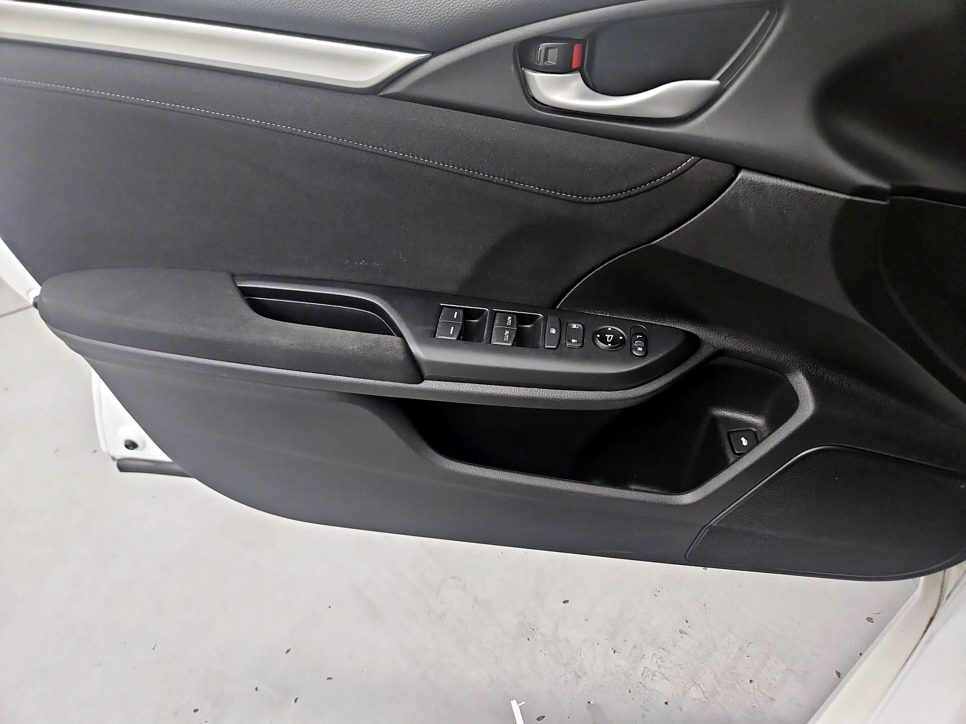 Thumbnail: 2018 Honda Civic - 12