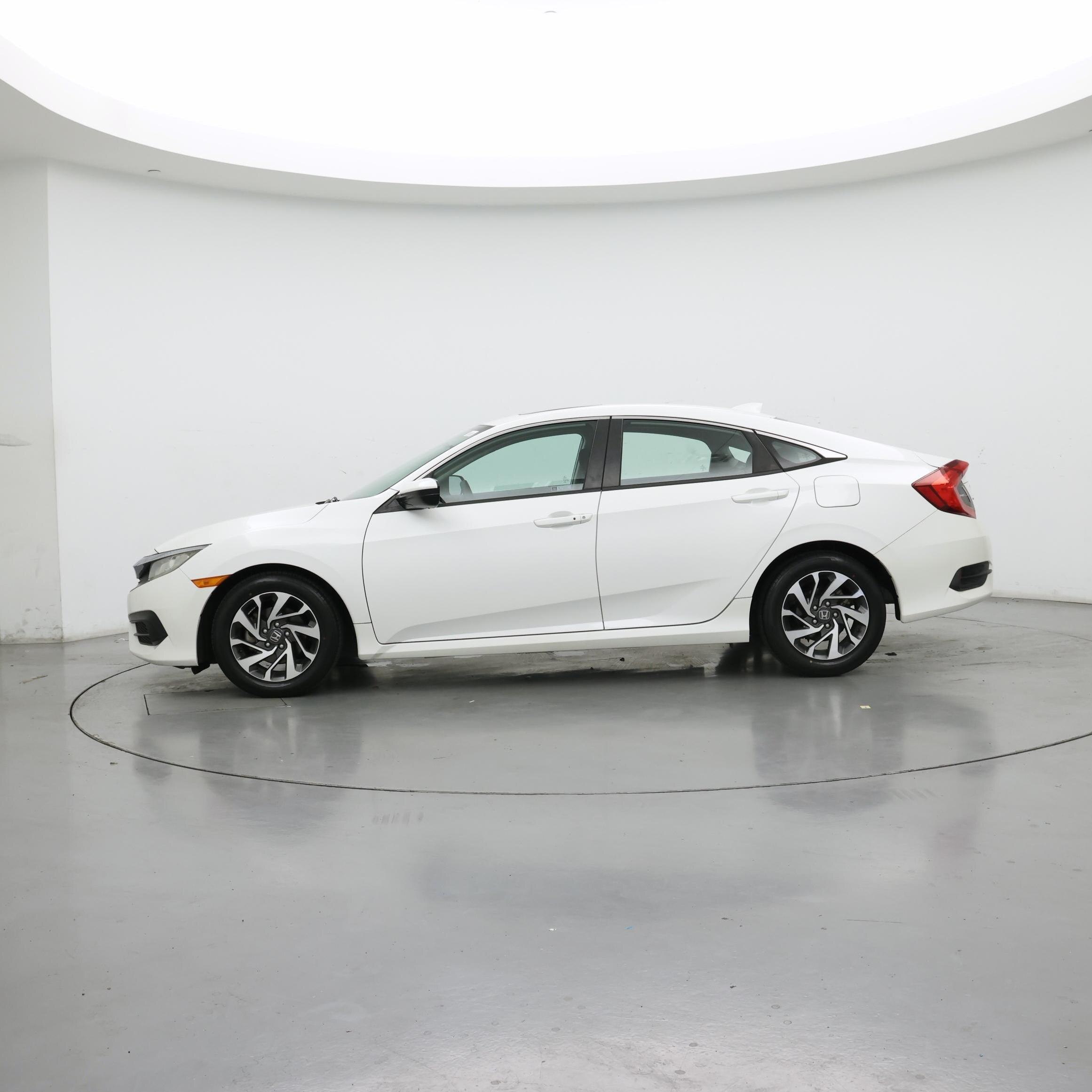 Thumbnail: 2018 Honda Civic - 3