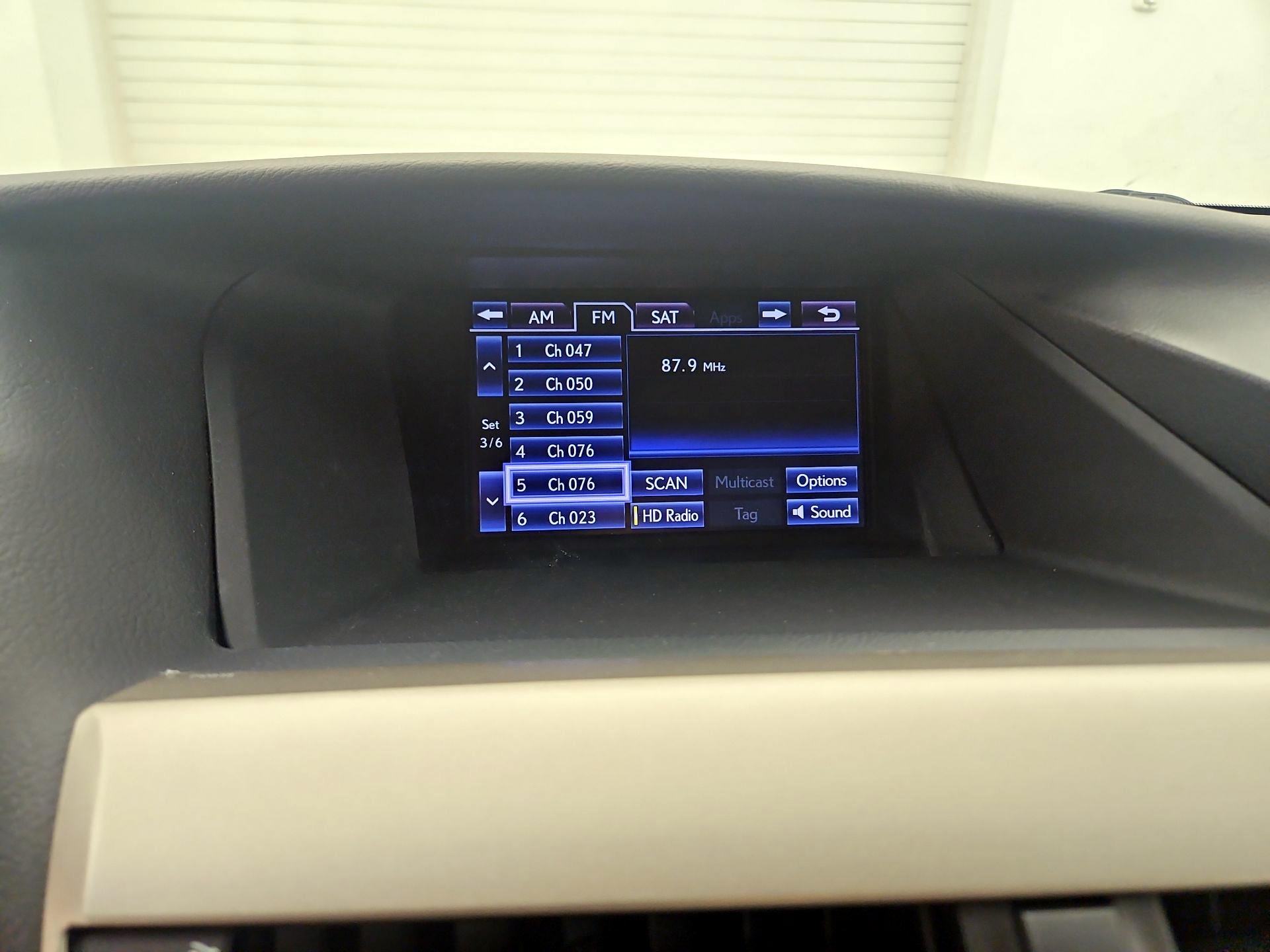 Thumbnail: 2015 Lexus RX - 13