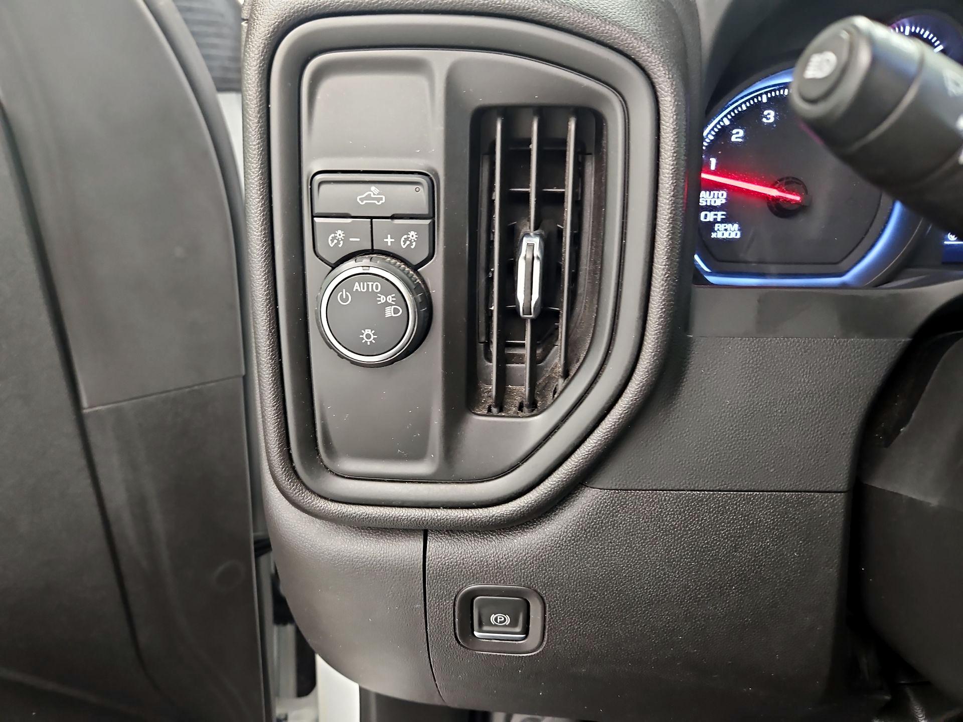 Thumbnail: 2023 Chevrolet Silverado 1500 - 13