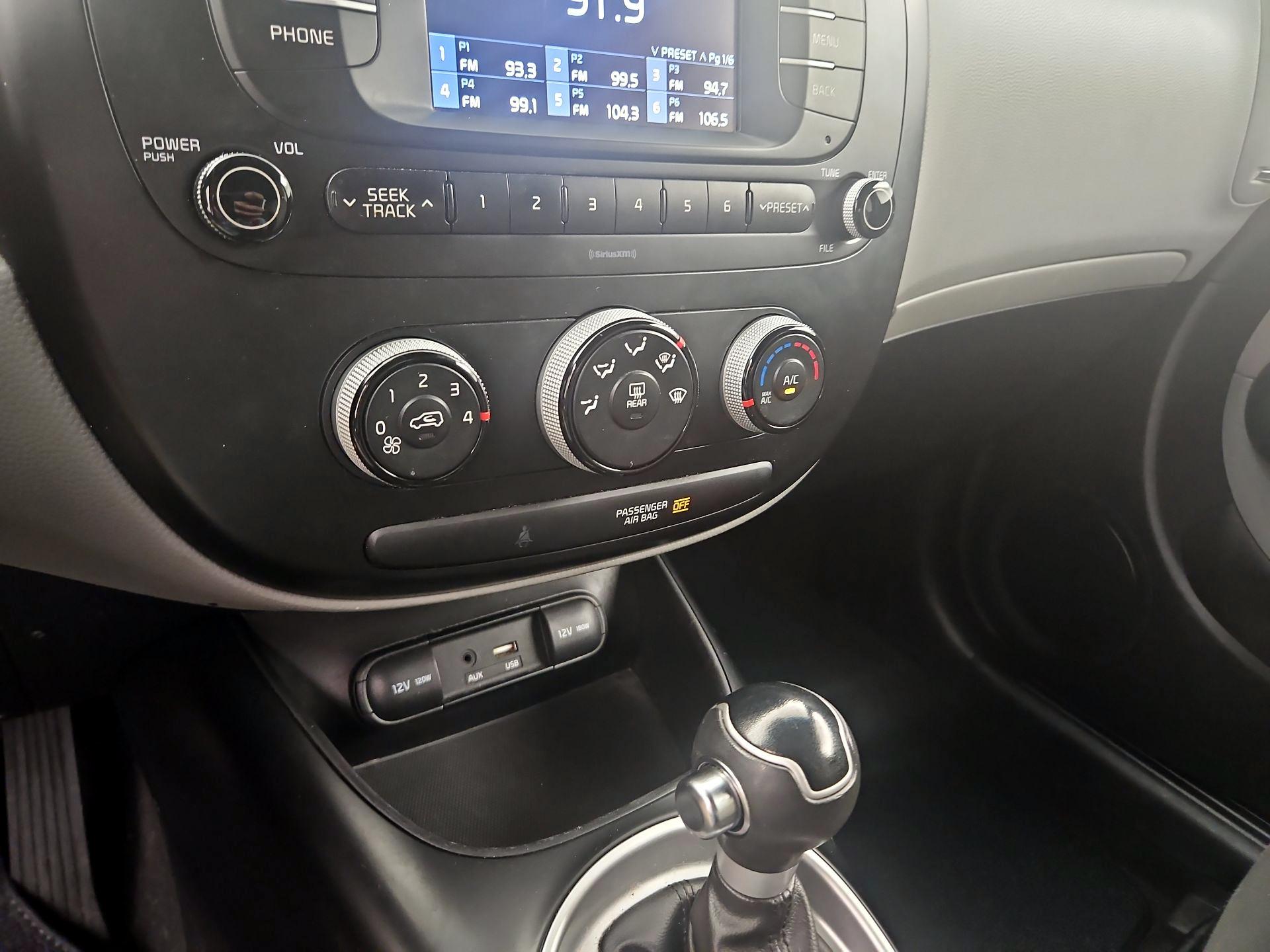 Thumbnail: 2018 Kia Soul - 15