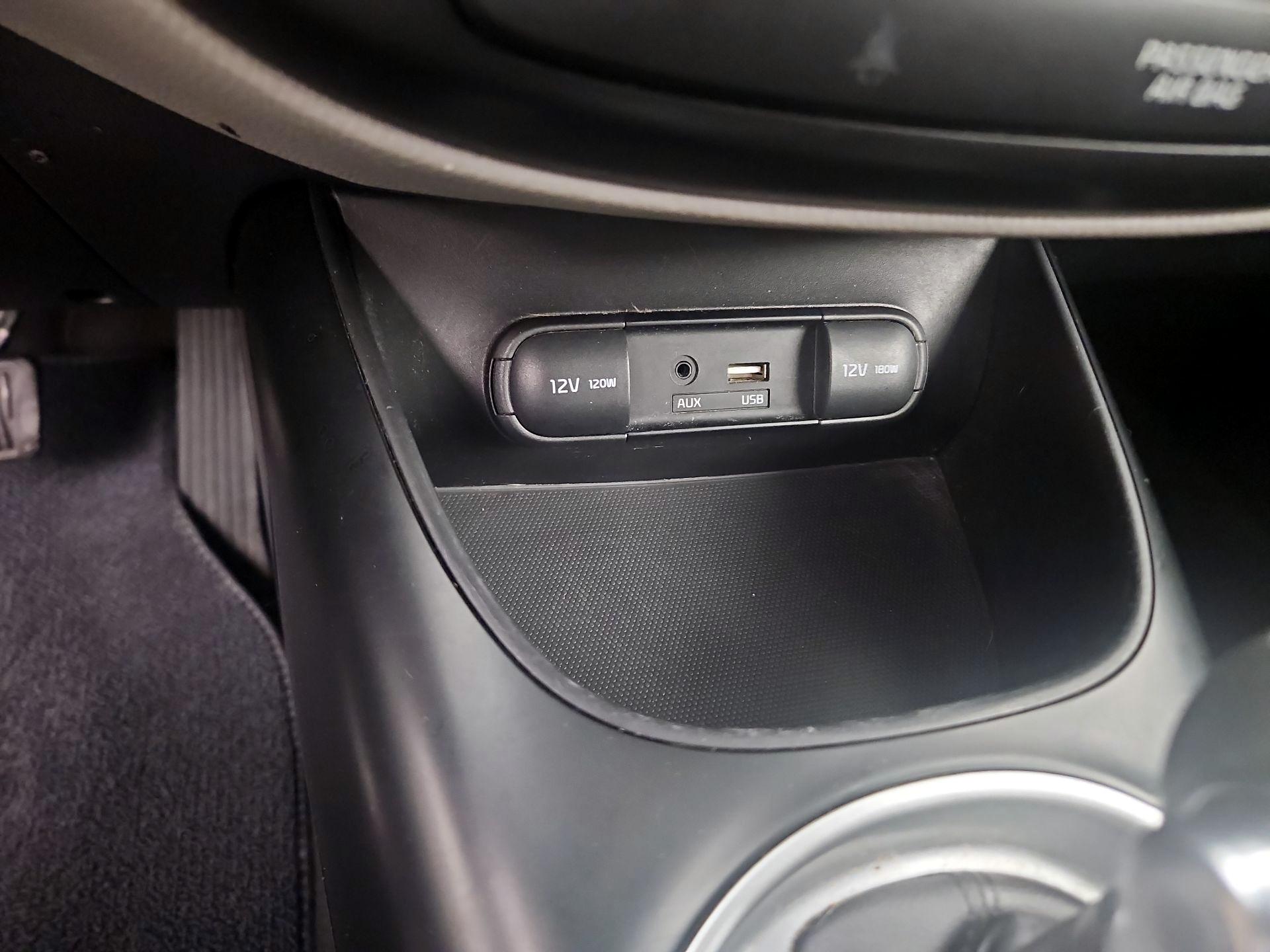 Thumbnail: 2018 Kia Soul - 17