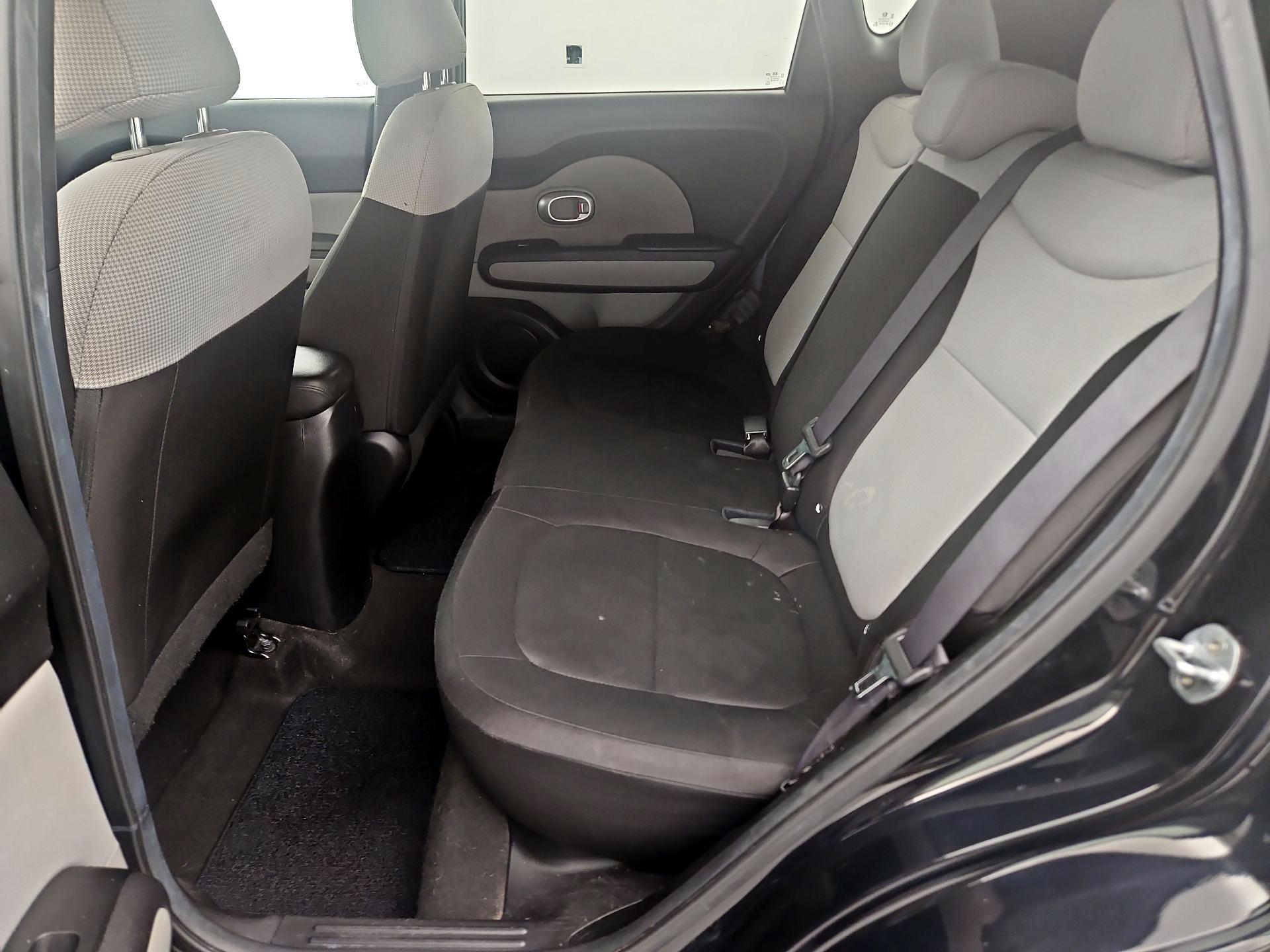 Thumbnail: 2018 Kia Soul - 18