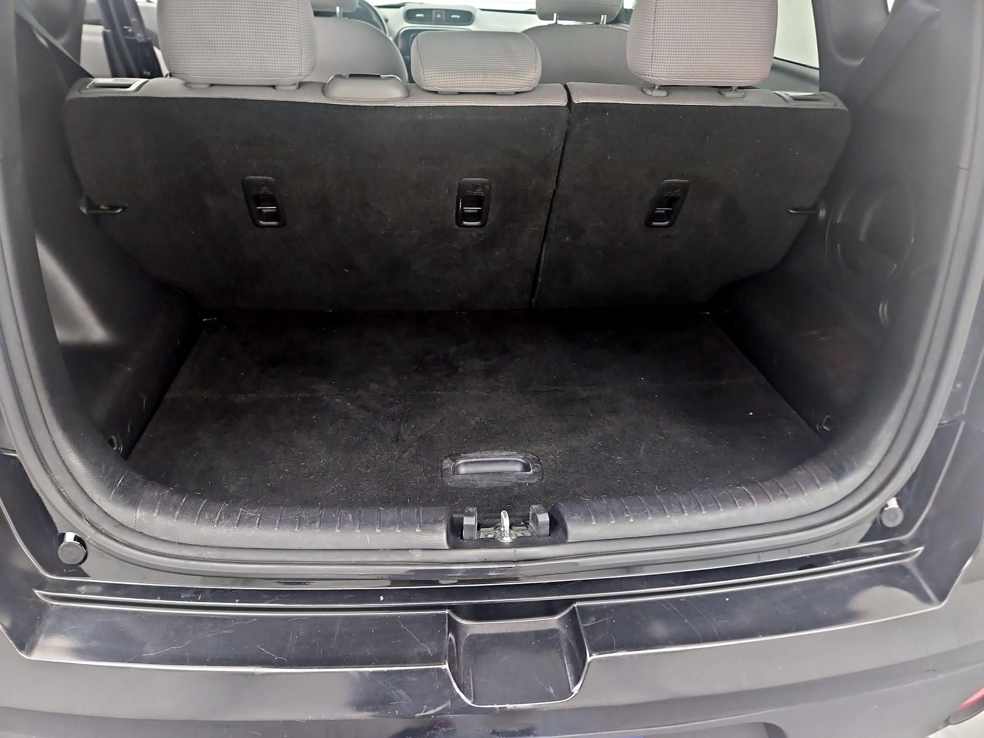 Thumbnail: 2018 Kia Soul - 19