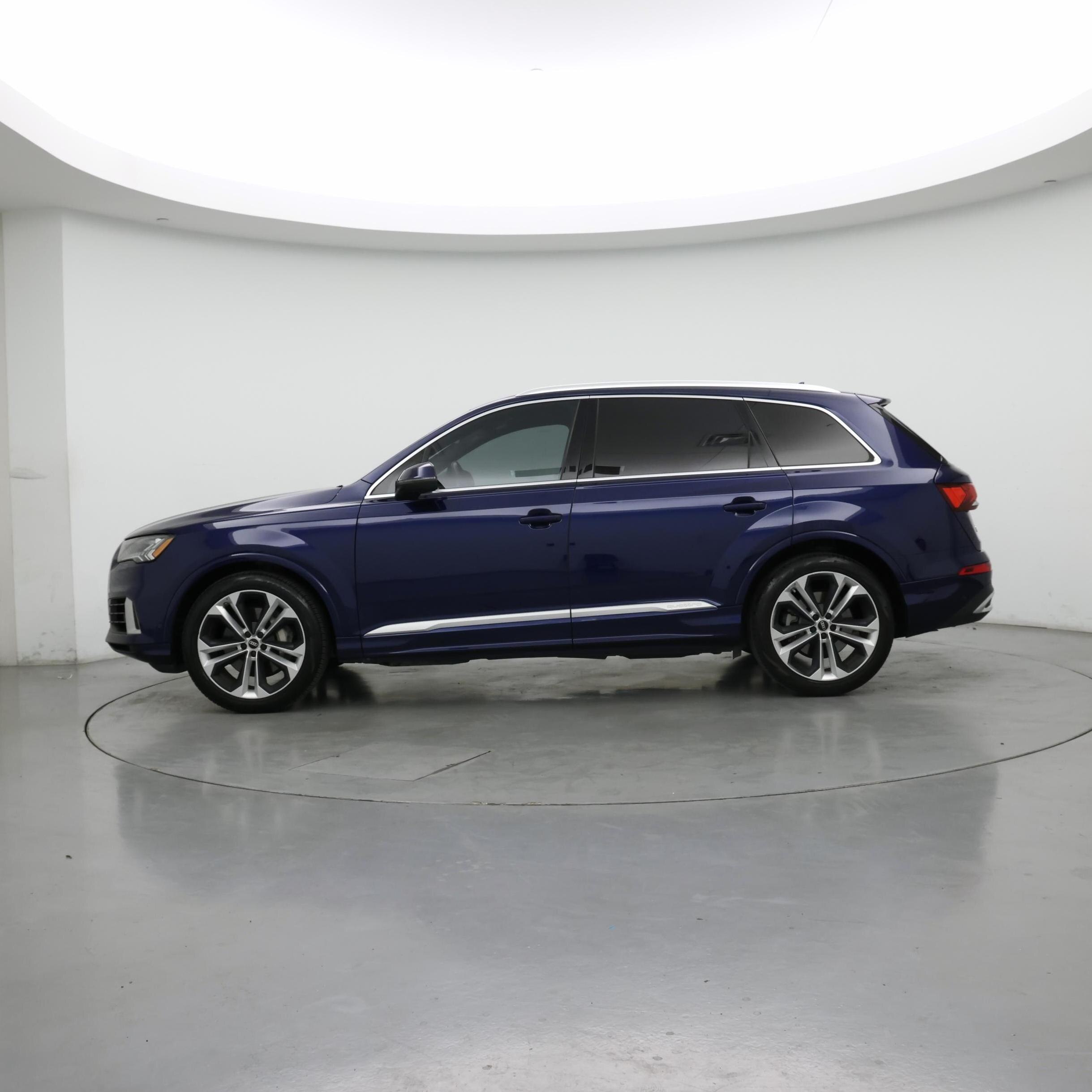 Thumbnail: 2022 Audi Q7 - 3