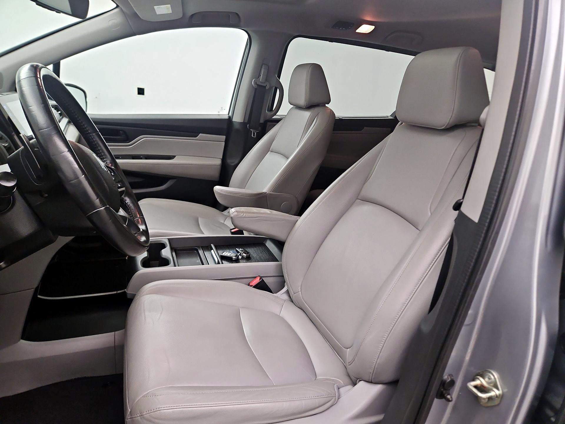 Thumbnail: 2018 Honda Odyssey - 11