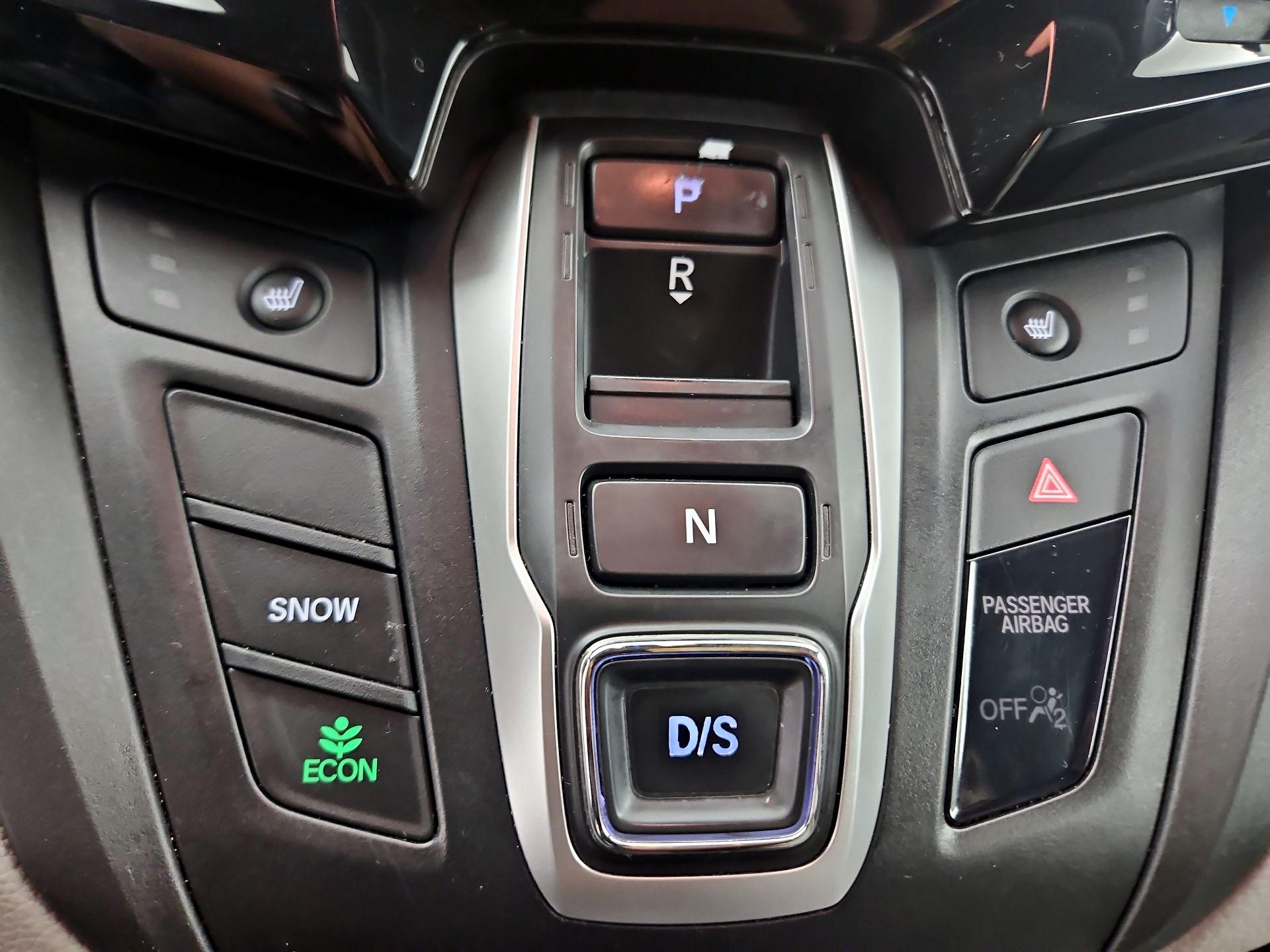 Thumbnail: 2018 Honda Odyssey - 16