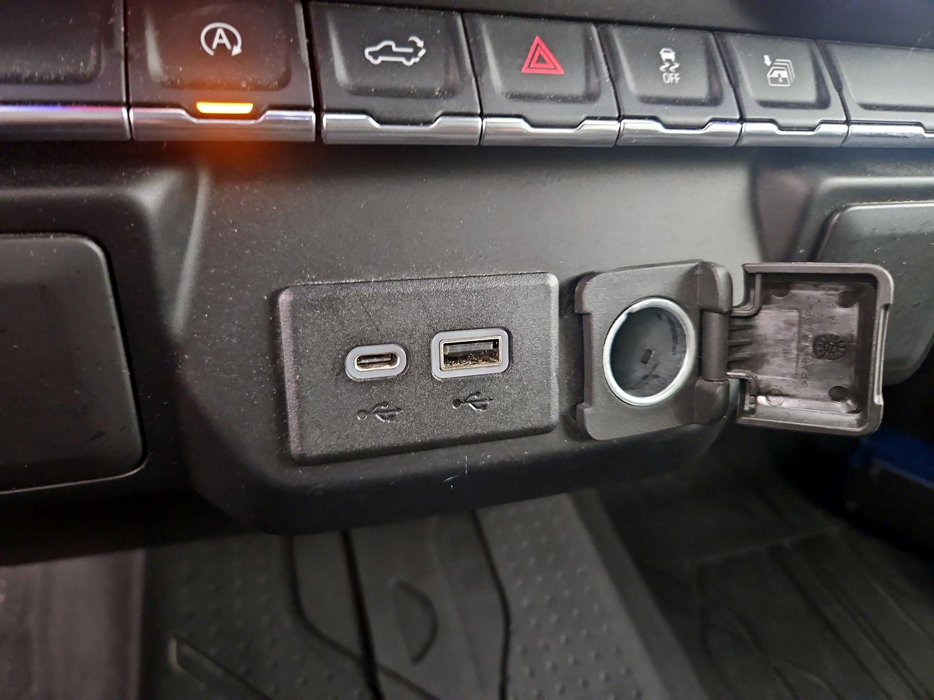 Thumbnail: 2020 Chevrolet Silverado 1500 - 18