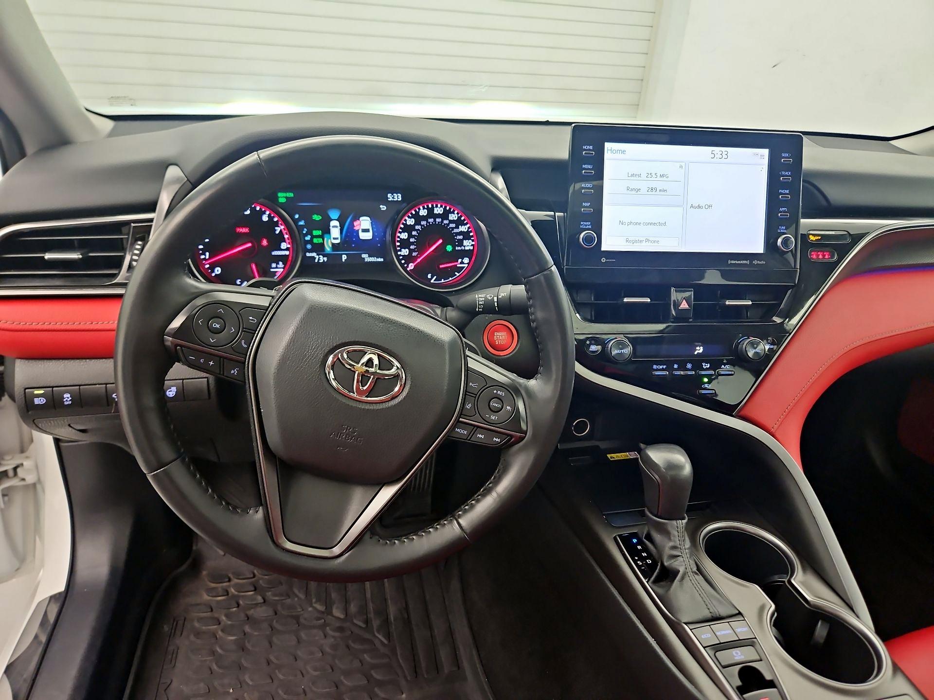 Thumbnail: 2022 Toyota Camry - 10