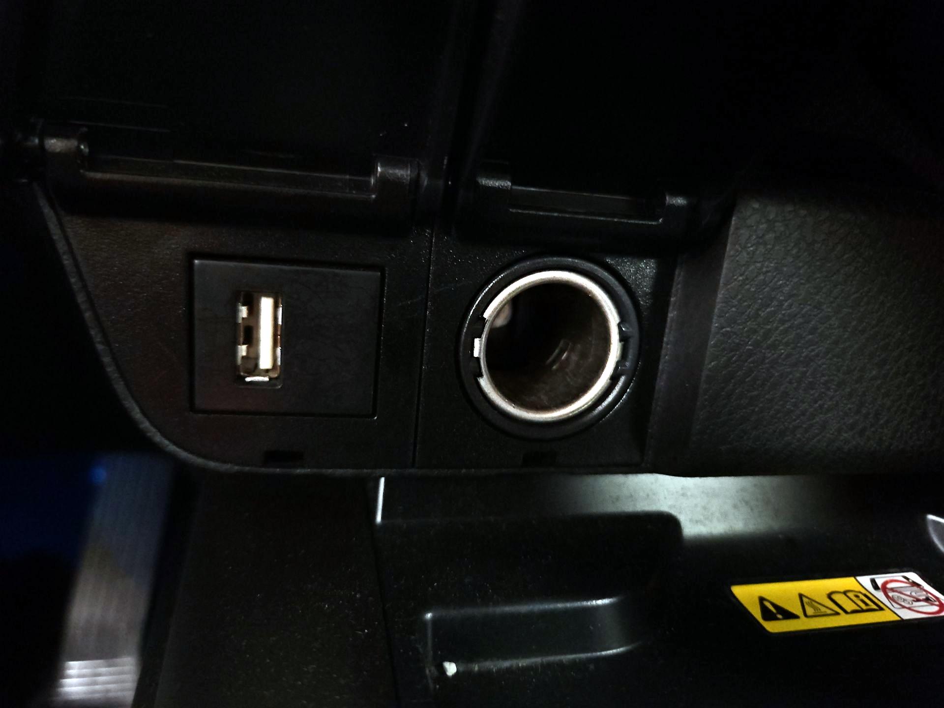 Thumbnail: 2022 Toyota Camry - 17