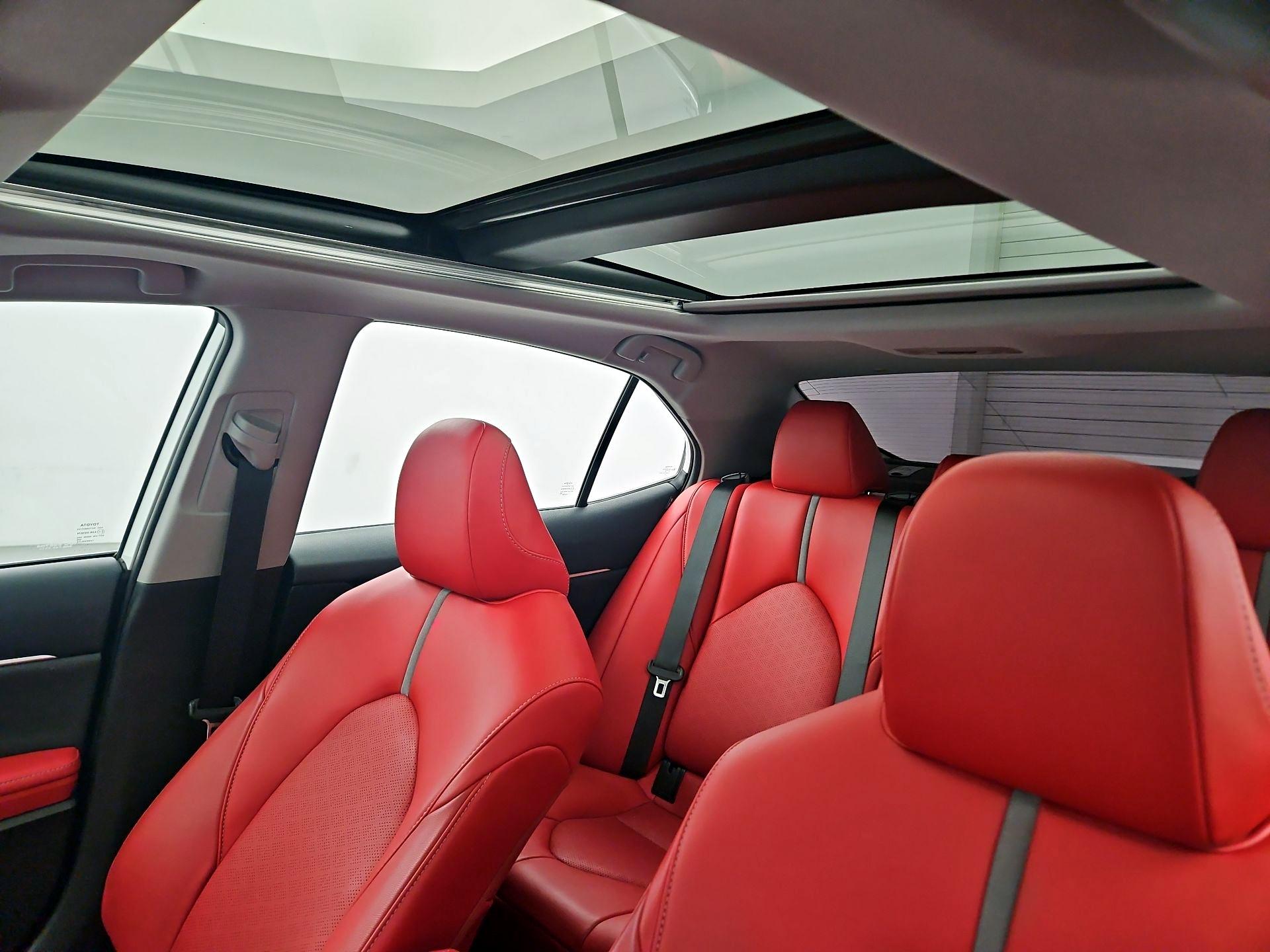 Thumbnail: 2022 Toyota Camry - 18