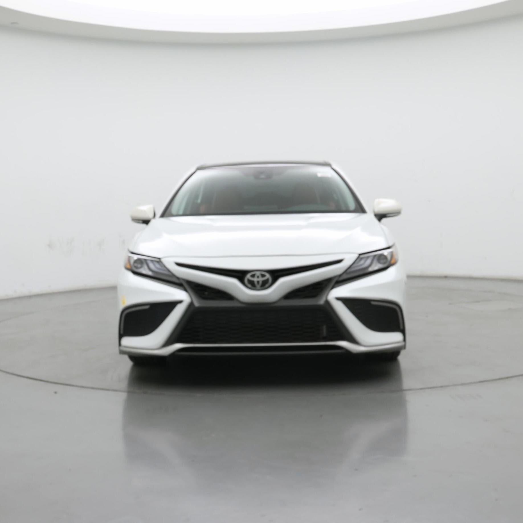 Thumbnail: 2022 Toyota Camry - 5