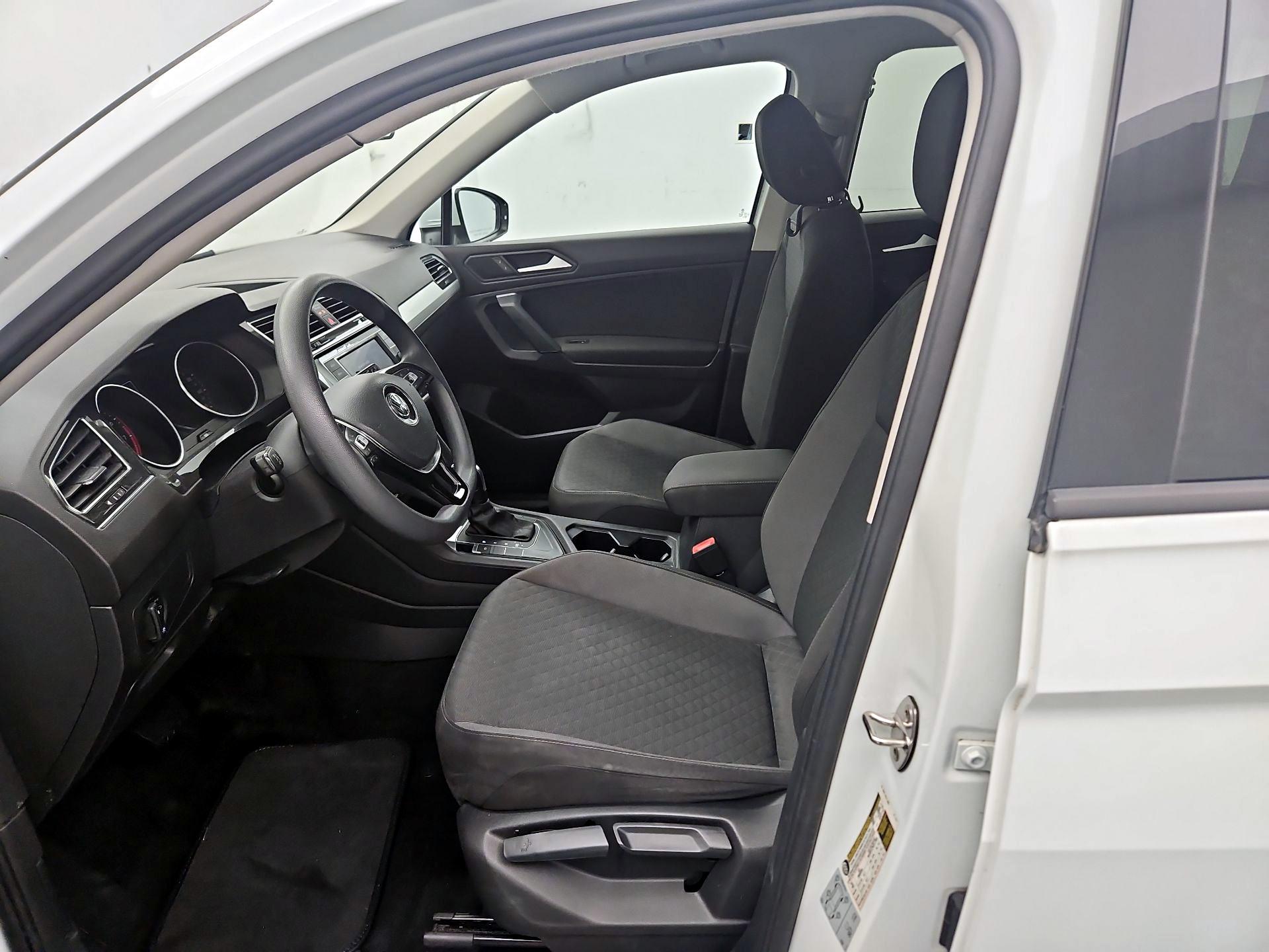 Thumbnail: 2019 Volkswagen Tiguan - 11