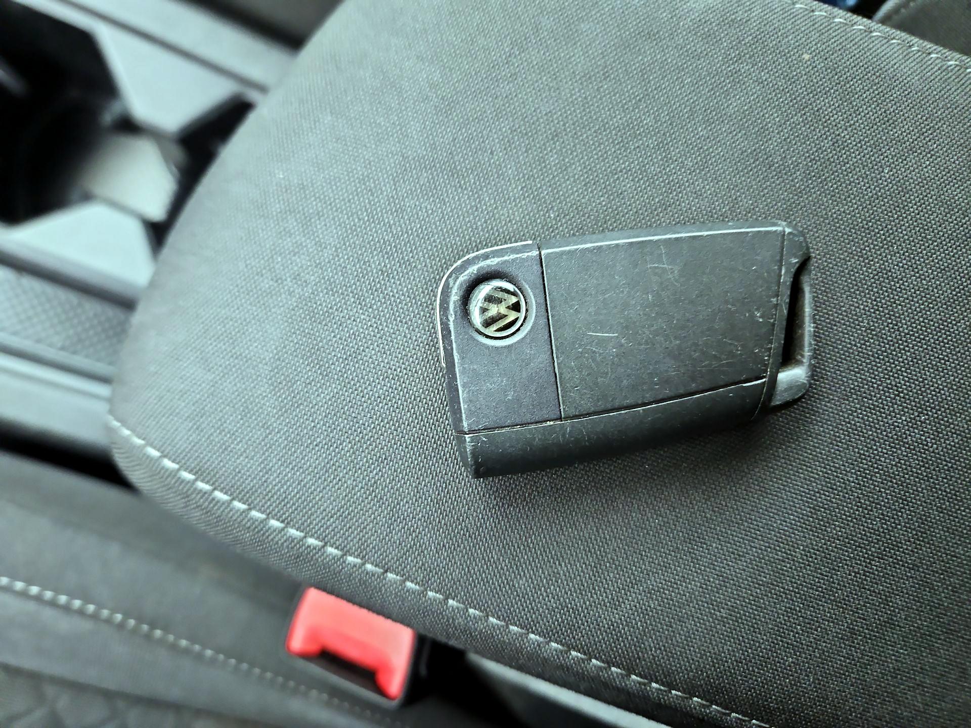 Thumbnail: 2019 Volkswagen Tiguan - 19