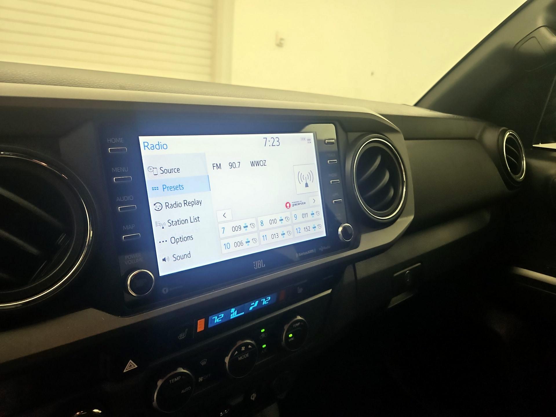 Thumbnail: 2022 Toyota Tacoma - 15