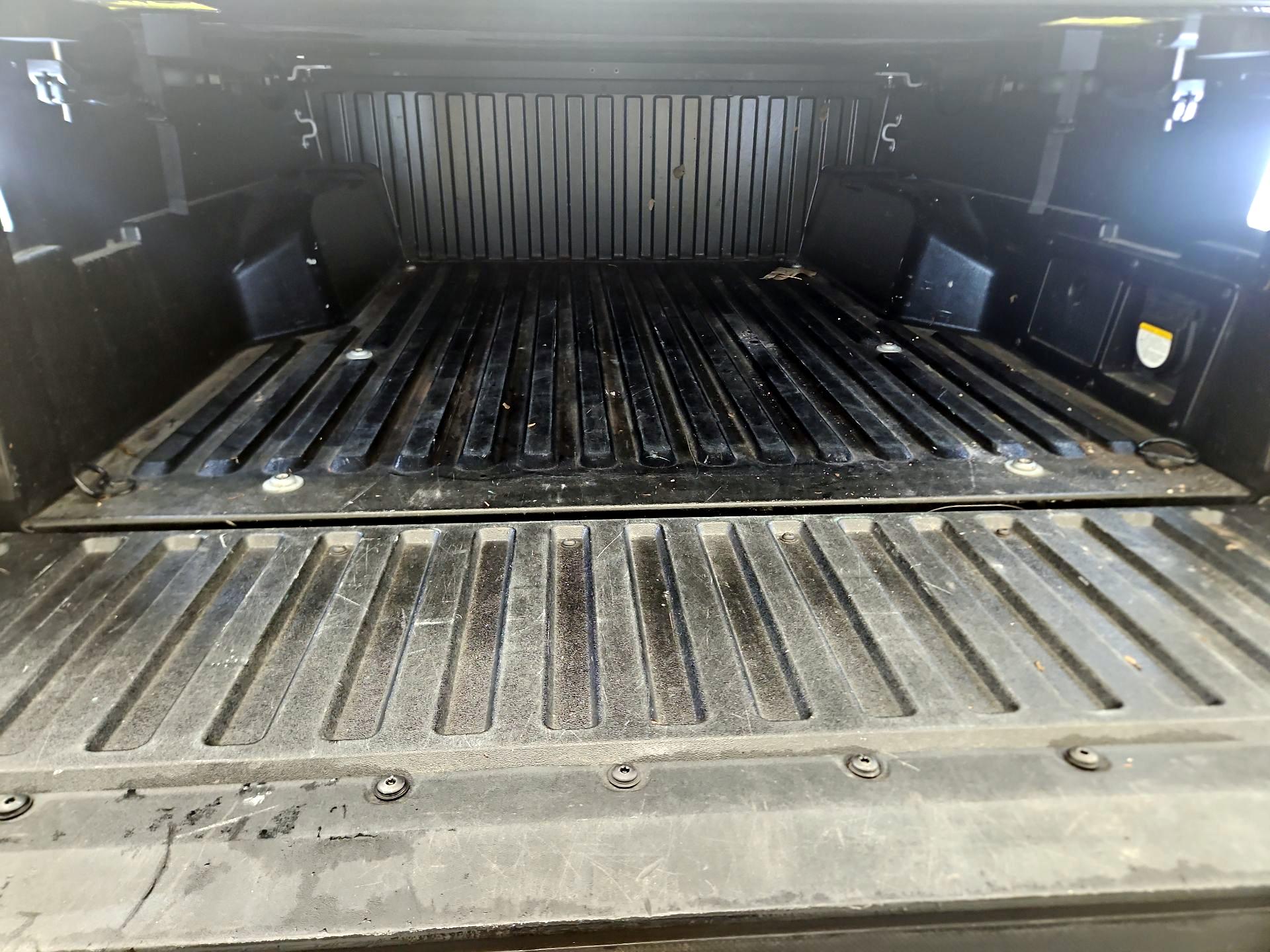 Thumbnail: 2022 Toyota Tacoma - 20