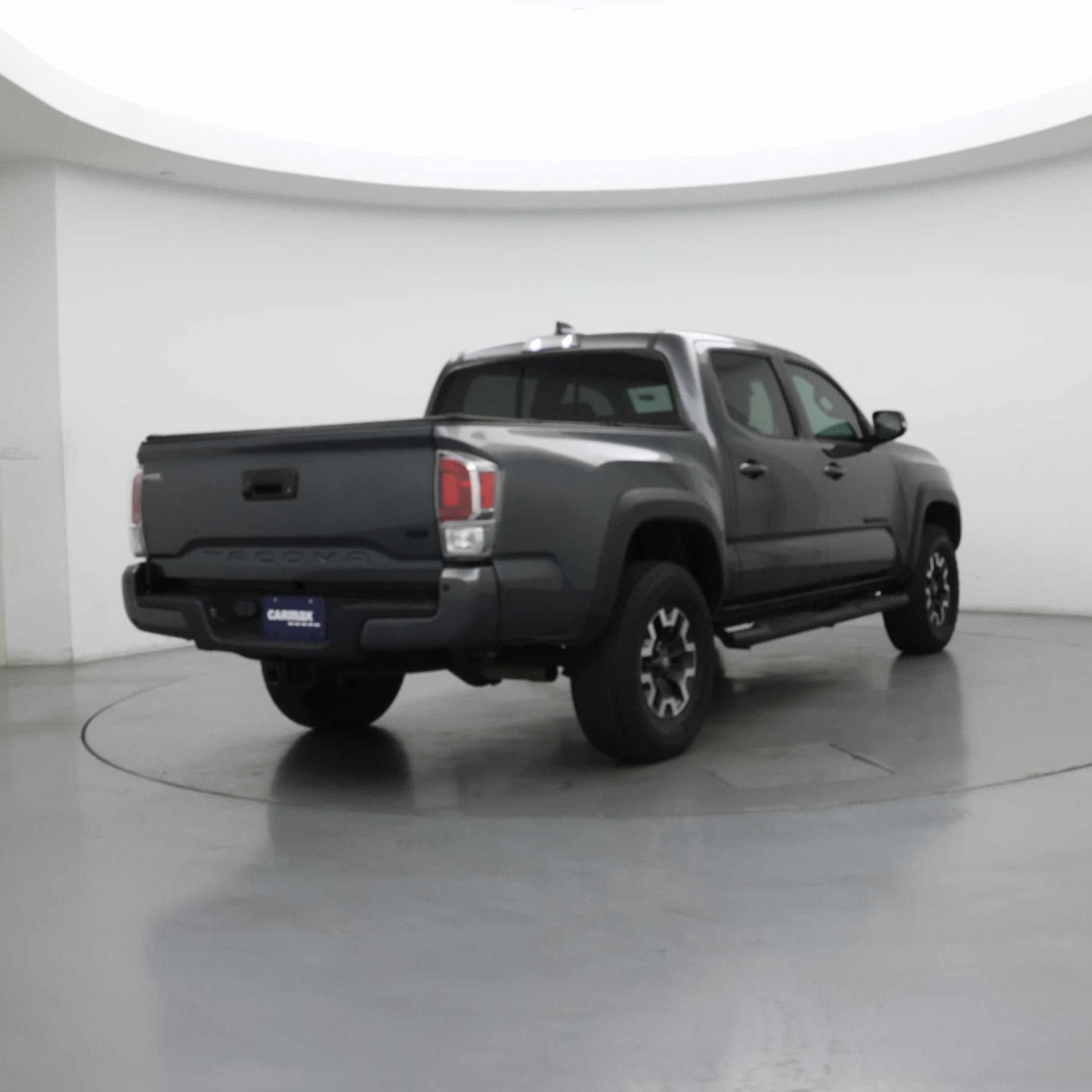 Thumbnail: 2022 Toyota Tacoma - 8