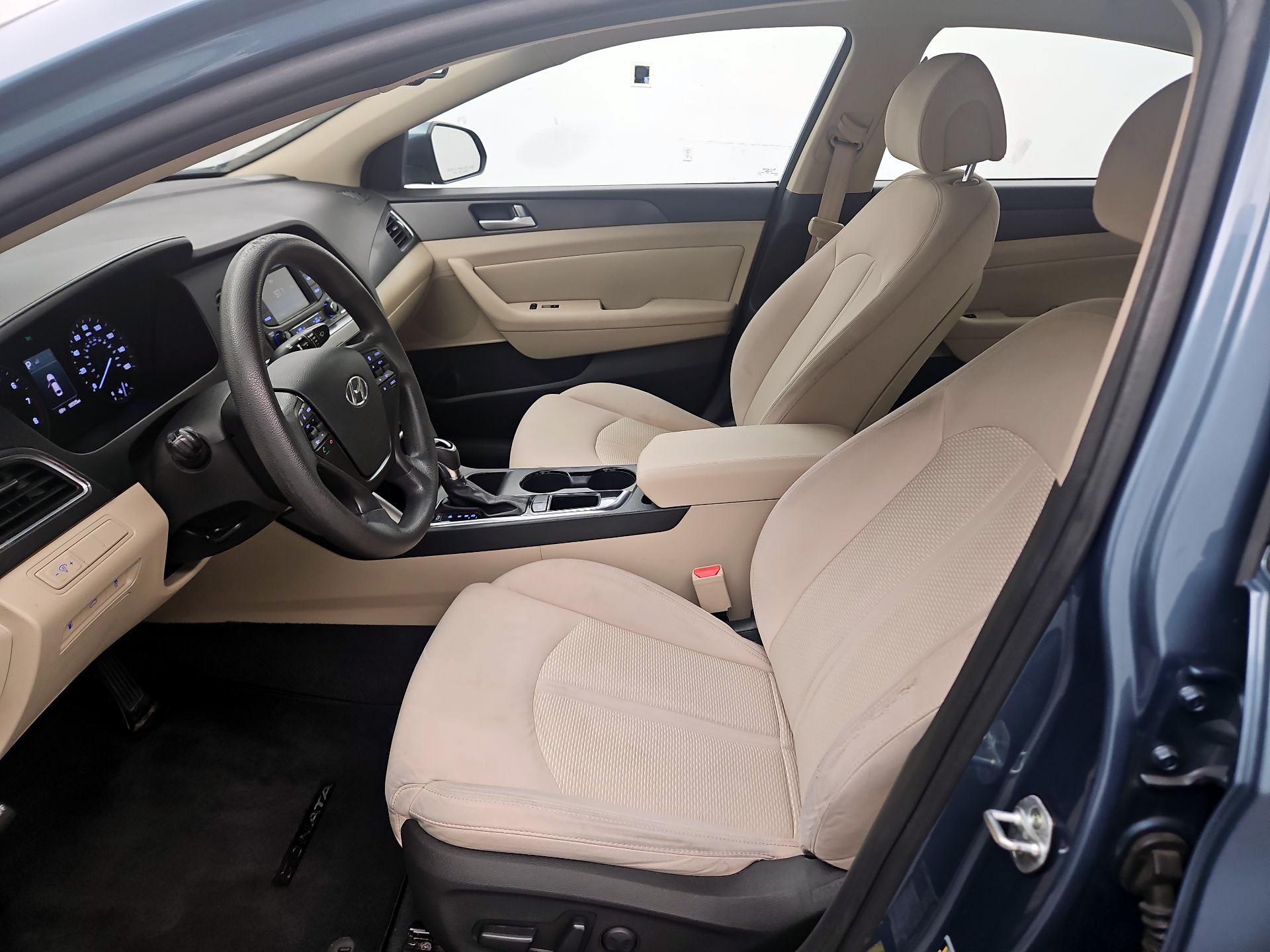 Thumbnail: 2015 Hyundai Sonata - 11