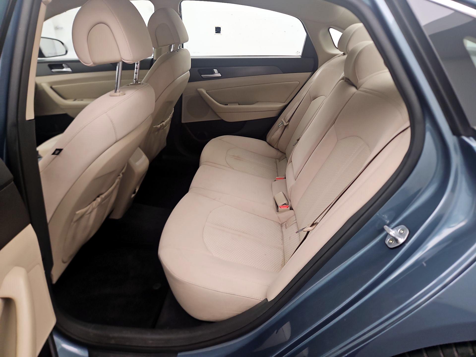 Thumbnail: 2015 Hyundai Sonata - 19