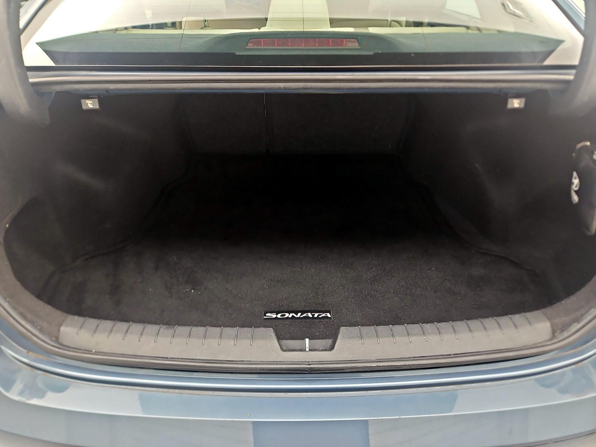 Thumbnail: 2015 Hyundai Sonata - 20