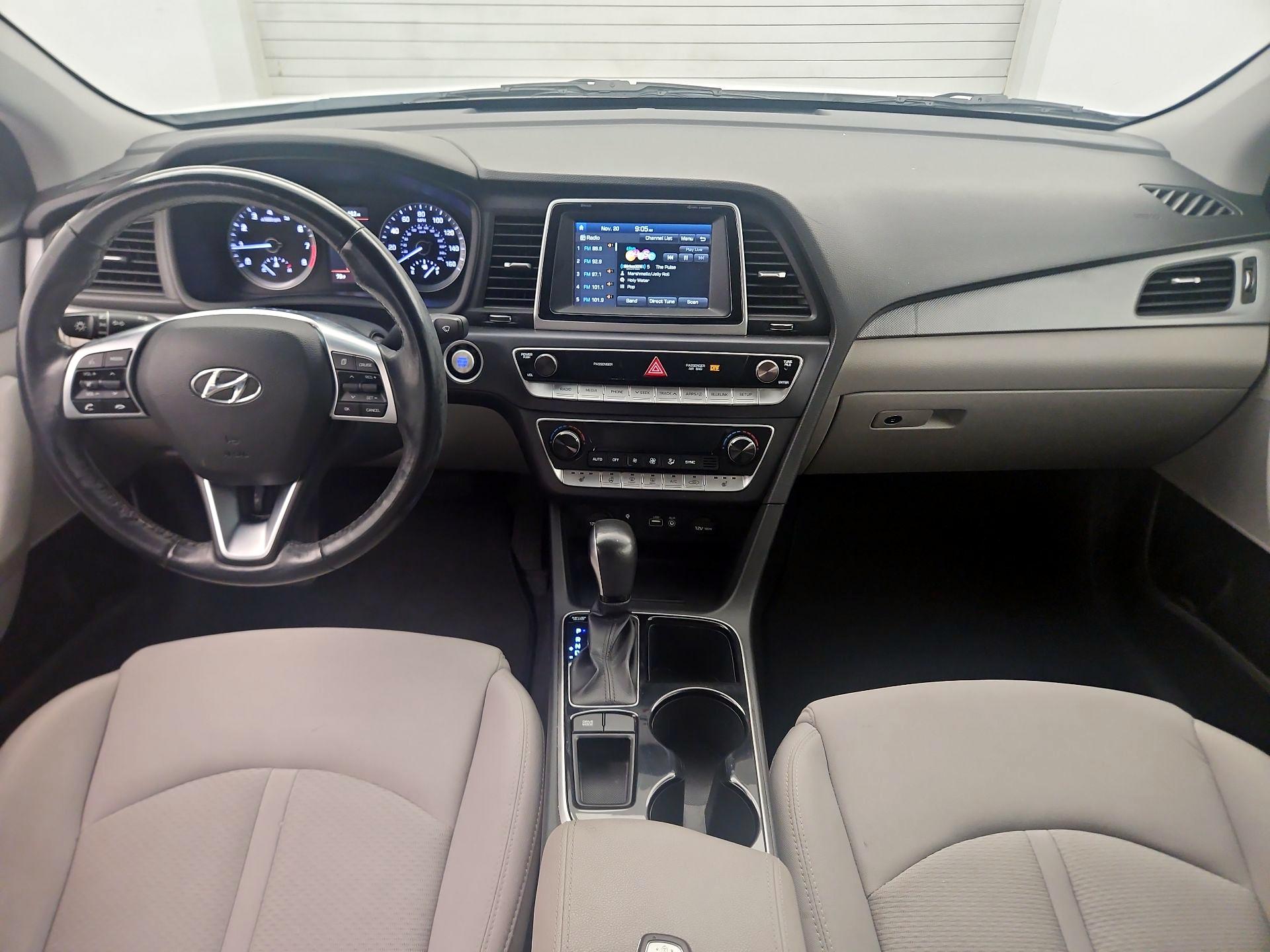 Thumbnail: 2019 Hyundai Sonata - 9