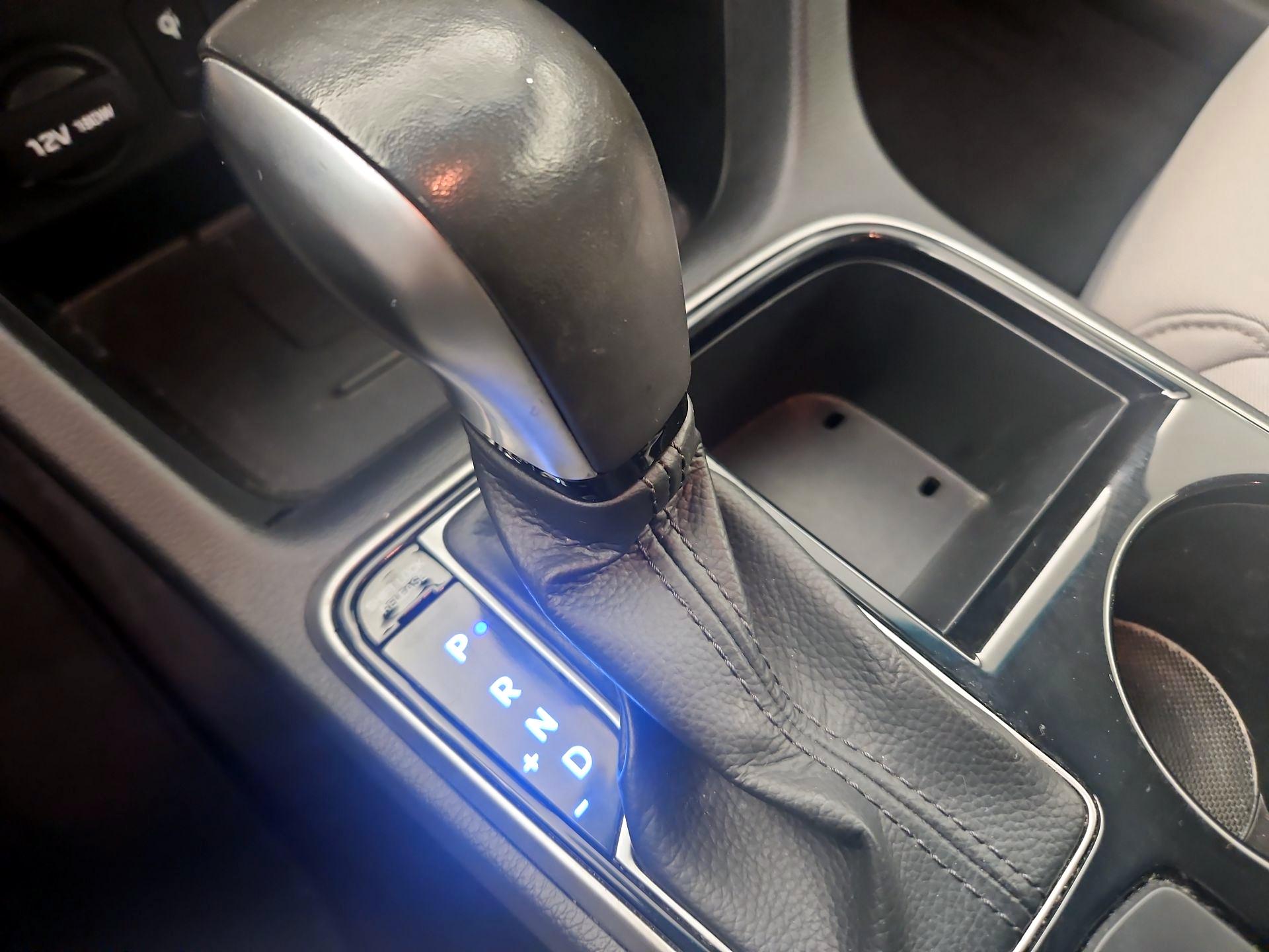 Thumbnail: 2019 Hyundai Sonata - 17