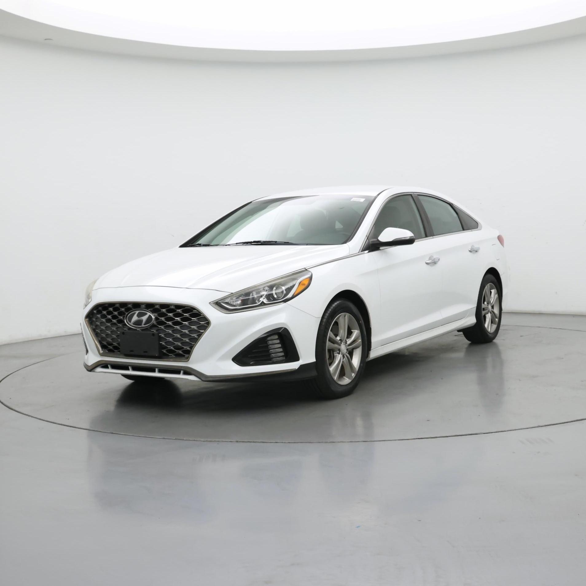 Thumbnail: 2019 Hyundai Sonata - 4