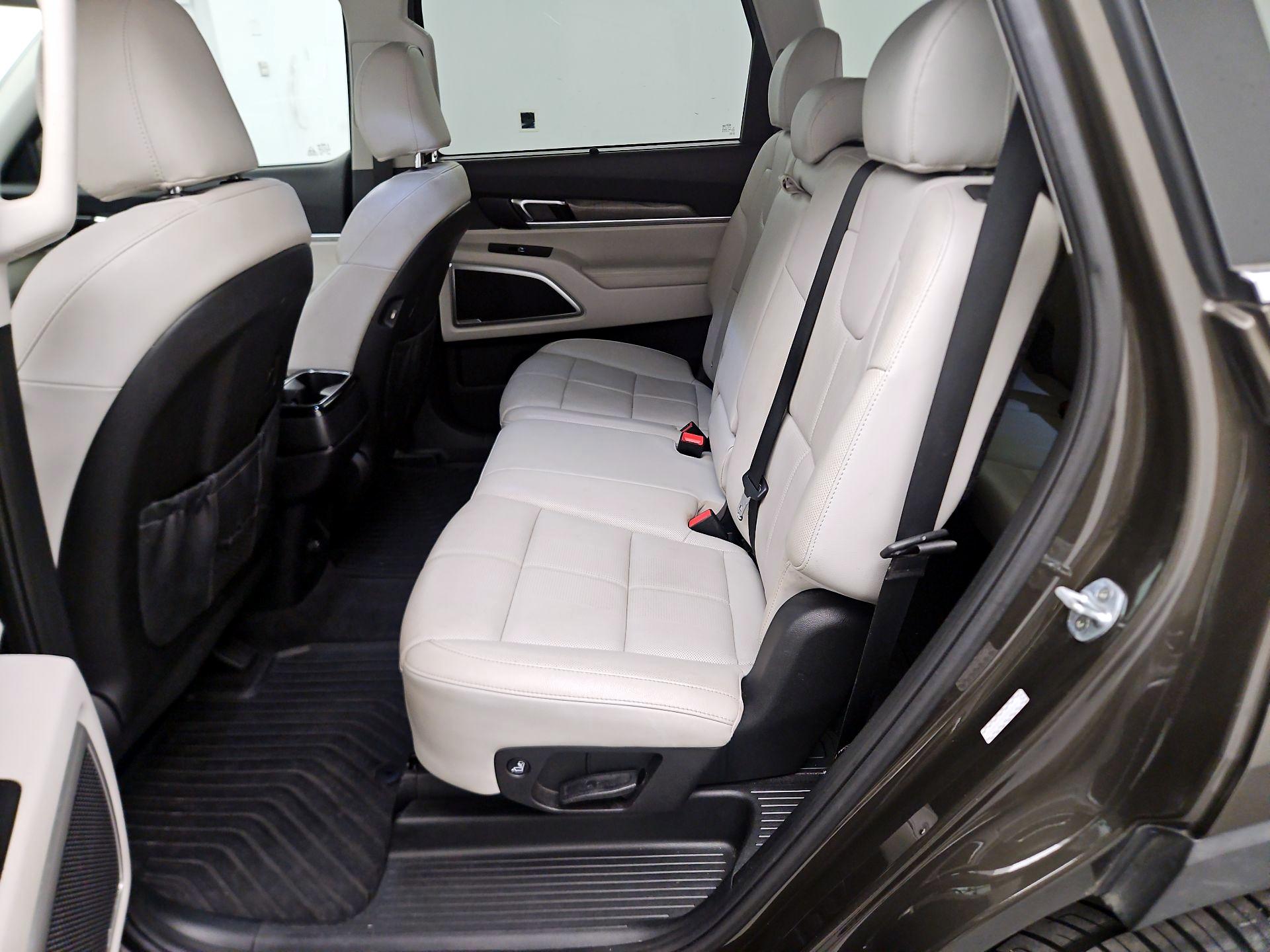 Thumbnail: 2020 Kia Telluride - 19