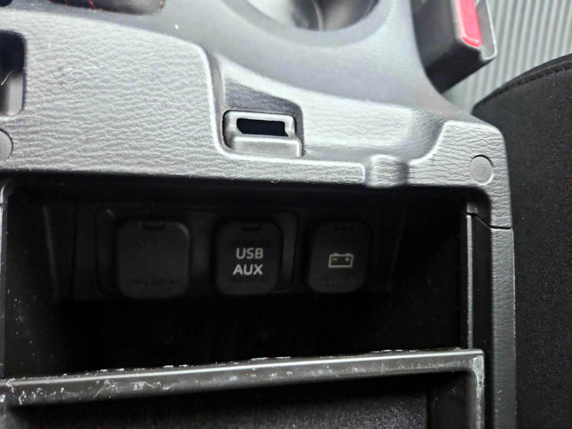 Thumbnail: 2014 Mazda Mazda3 - 17