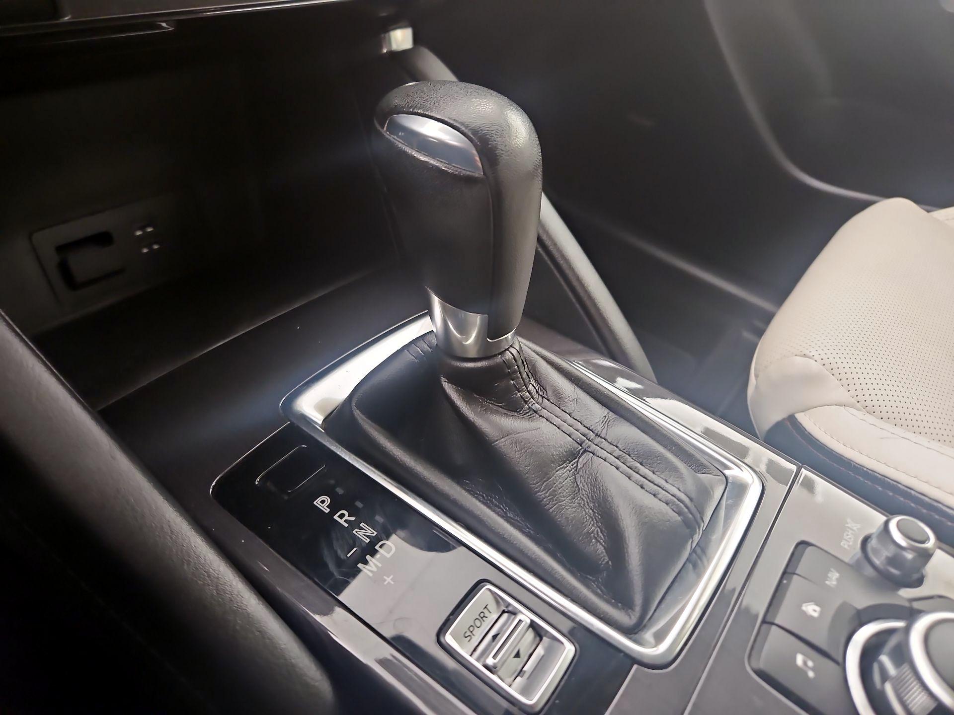 Thumbnail: 2016 Mazda CX-5 - 16