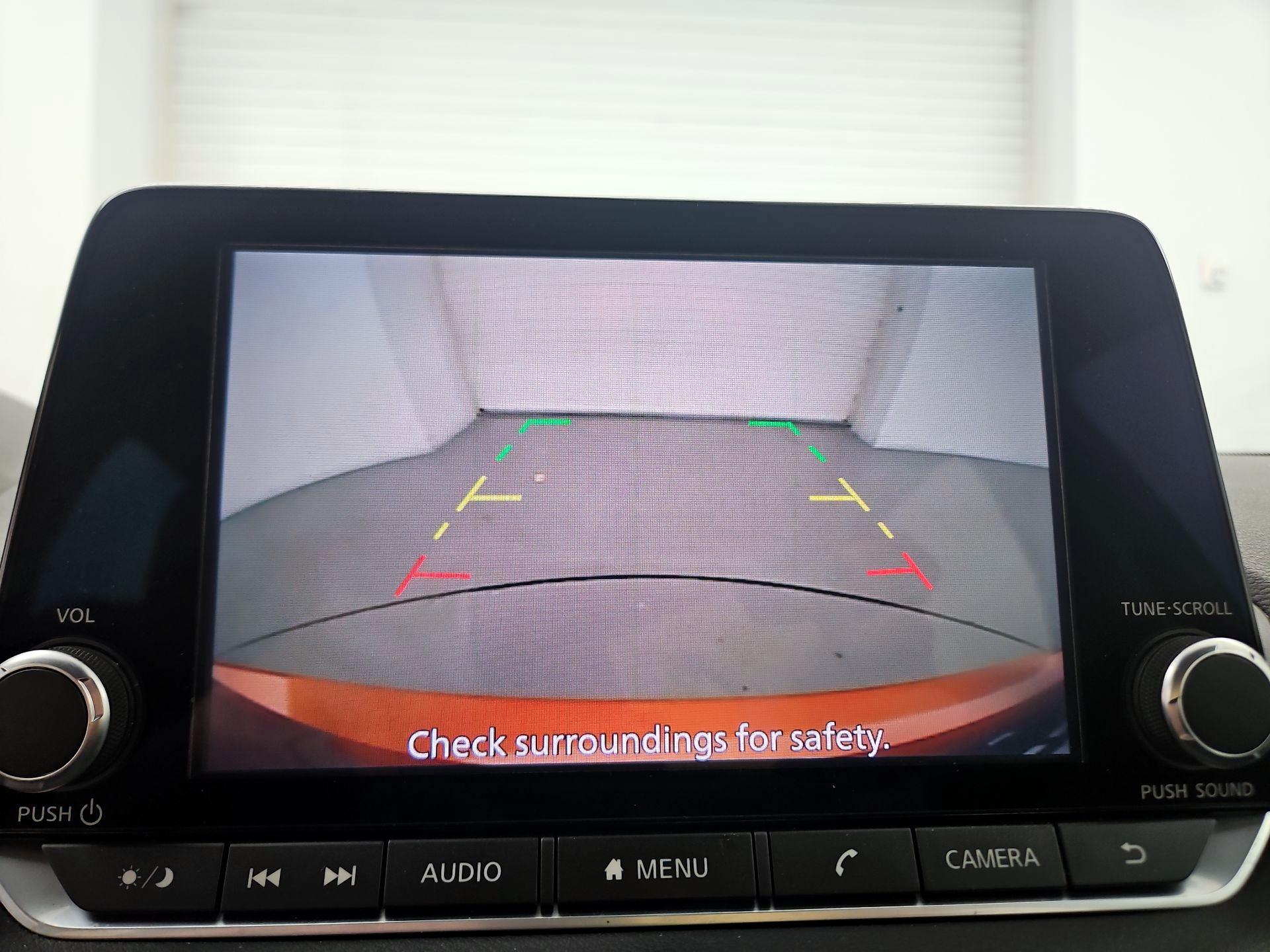 Thumbnail: 2020 Nissan Sentra - 14