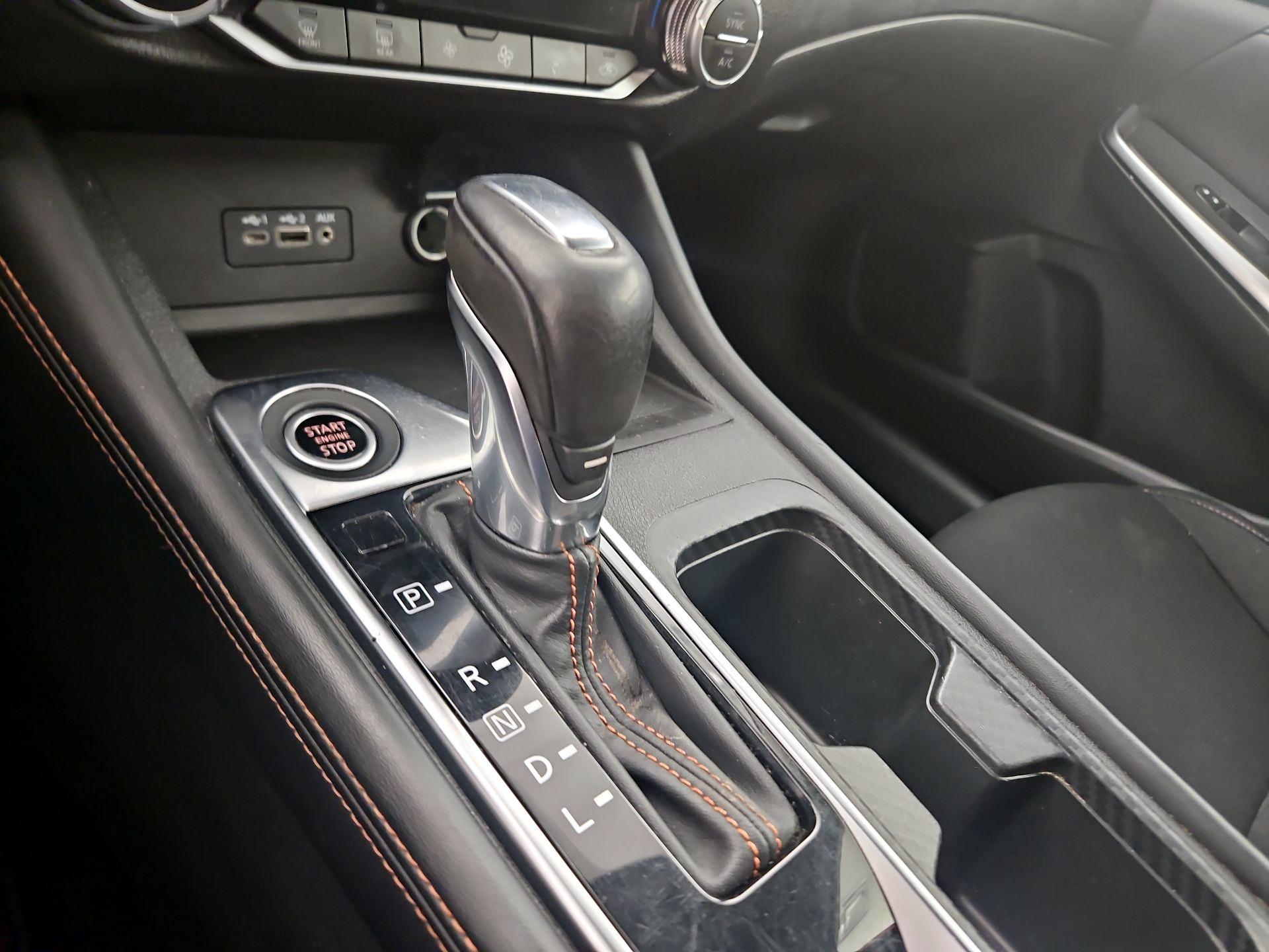 Thumbnail: 2020 Nissan Sentra - 17