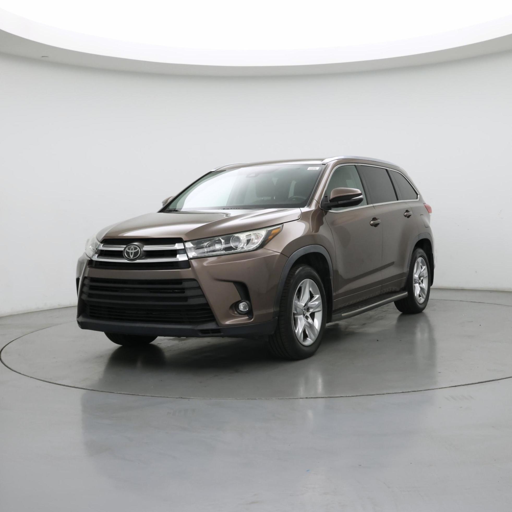 Thumbnail: 2019 Toyota Highlander - 4