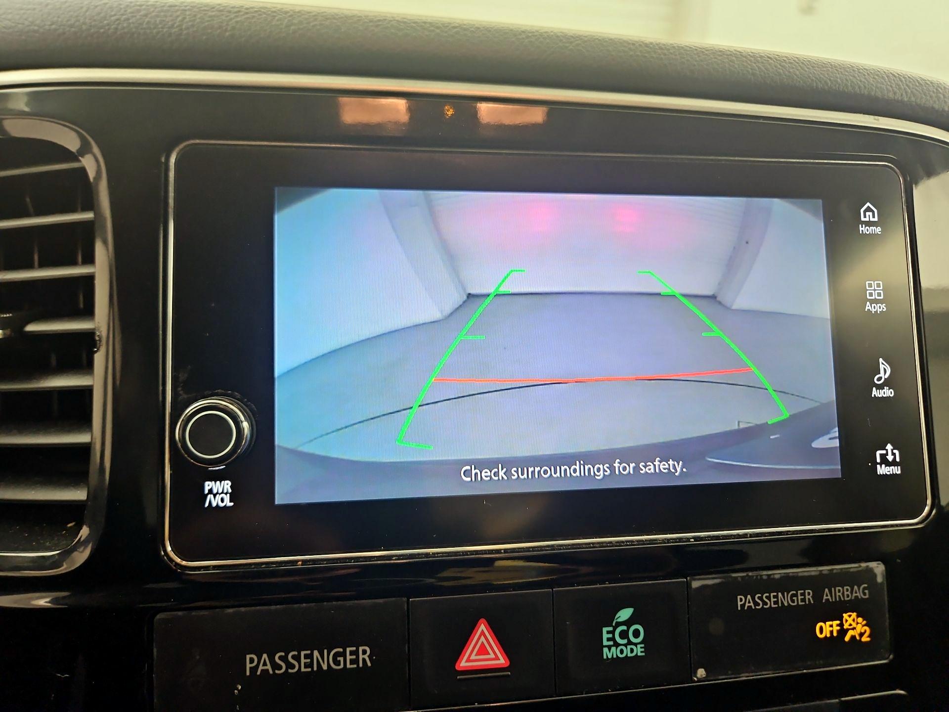 Thumbnail: 2017 Mitsubishi Outlander - 14