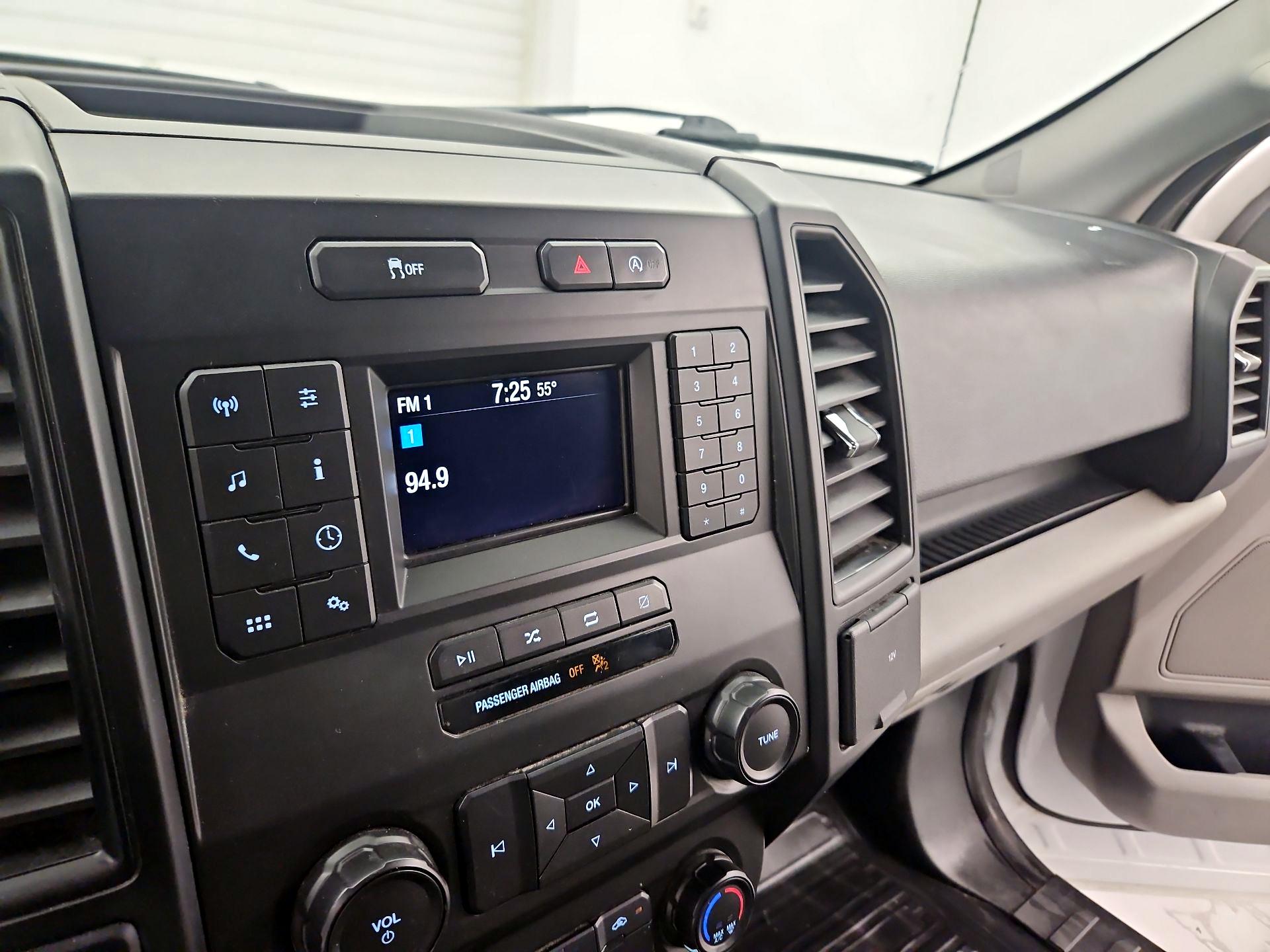 Thumbnail: 2018 Ford F-150 - 13