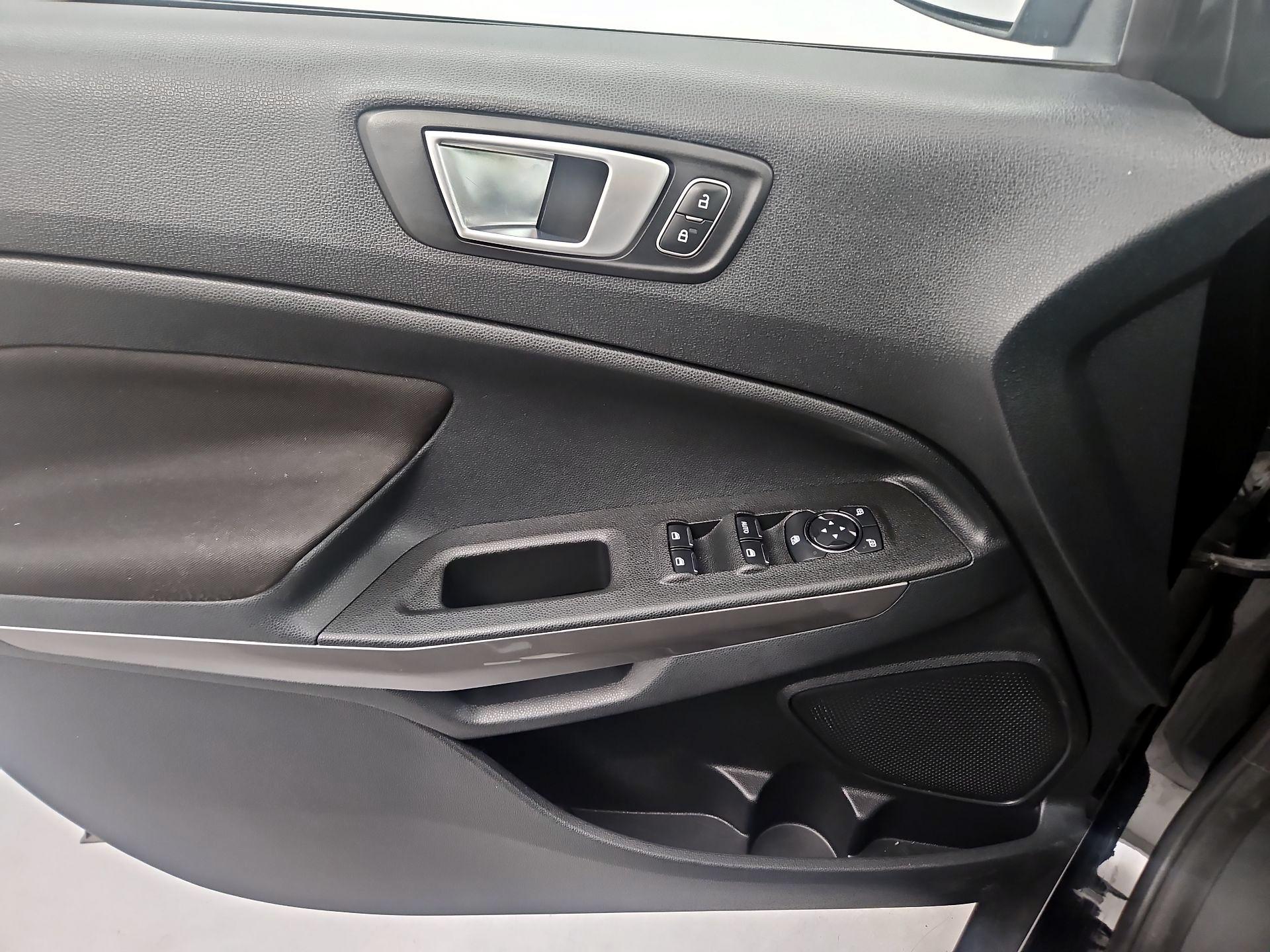 Thumbnail: 2019 Ford EcoSport - 12